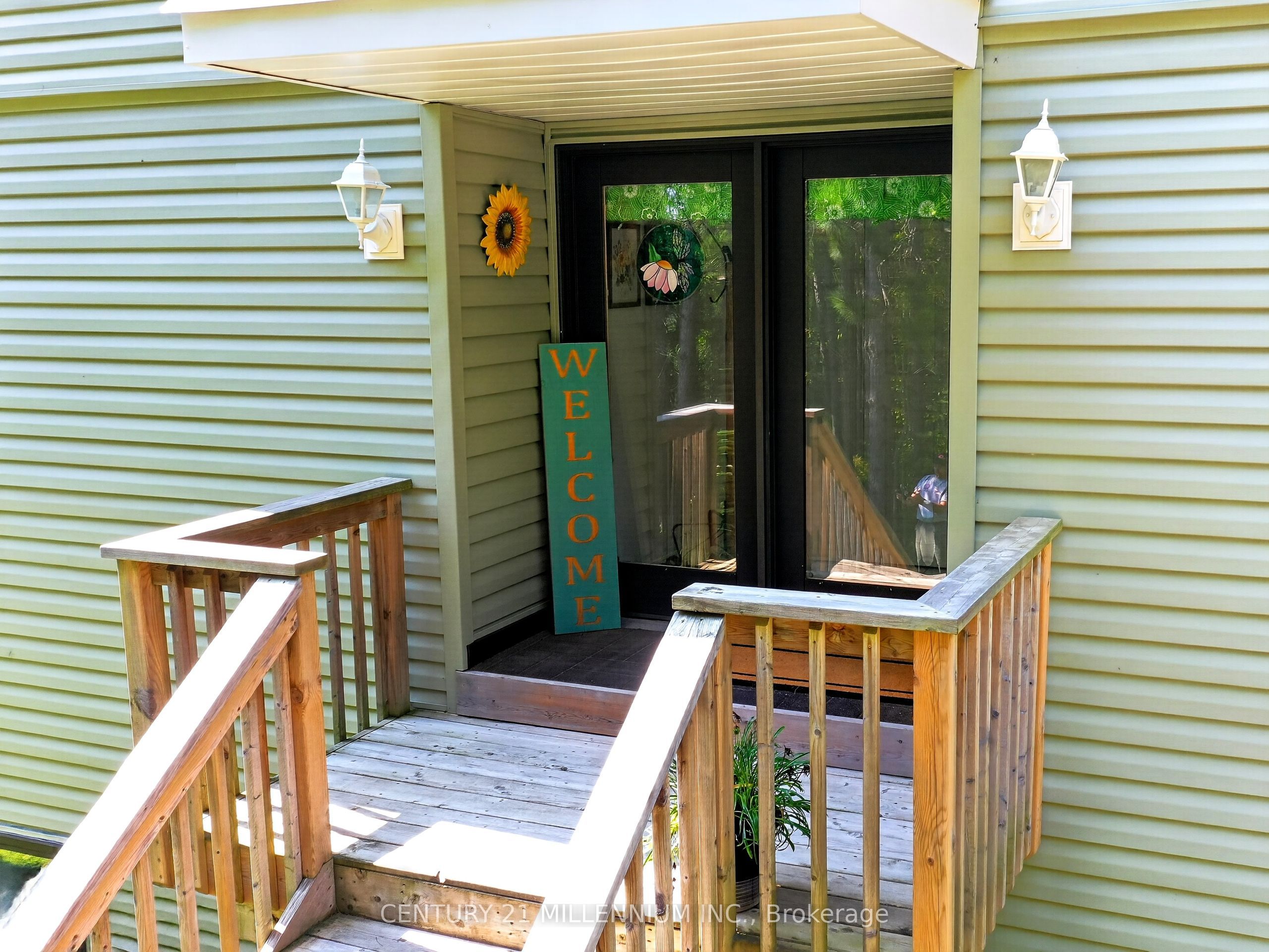 597334 2nd Line W Property Photo 4