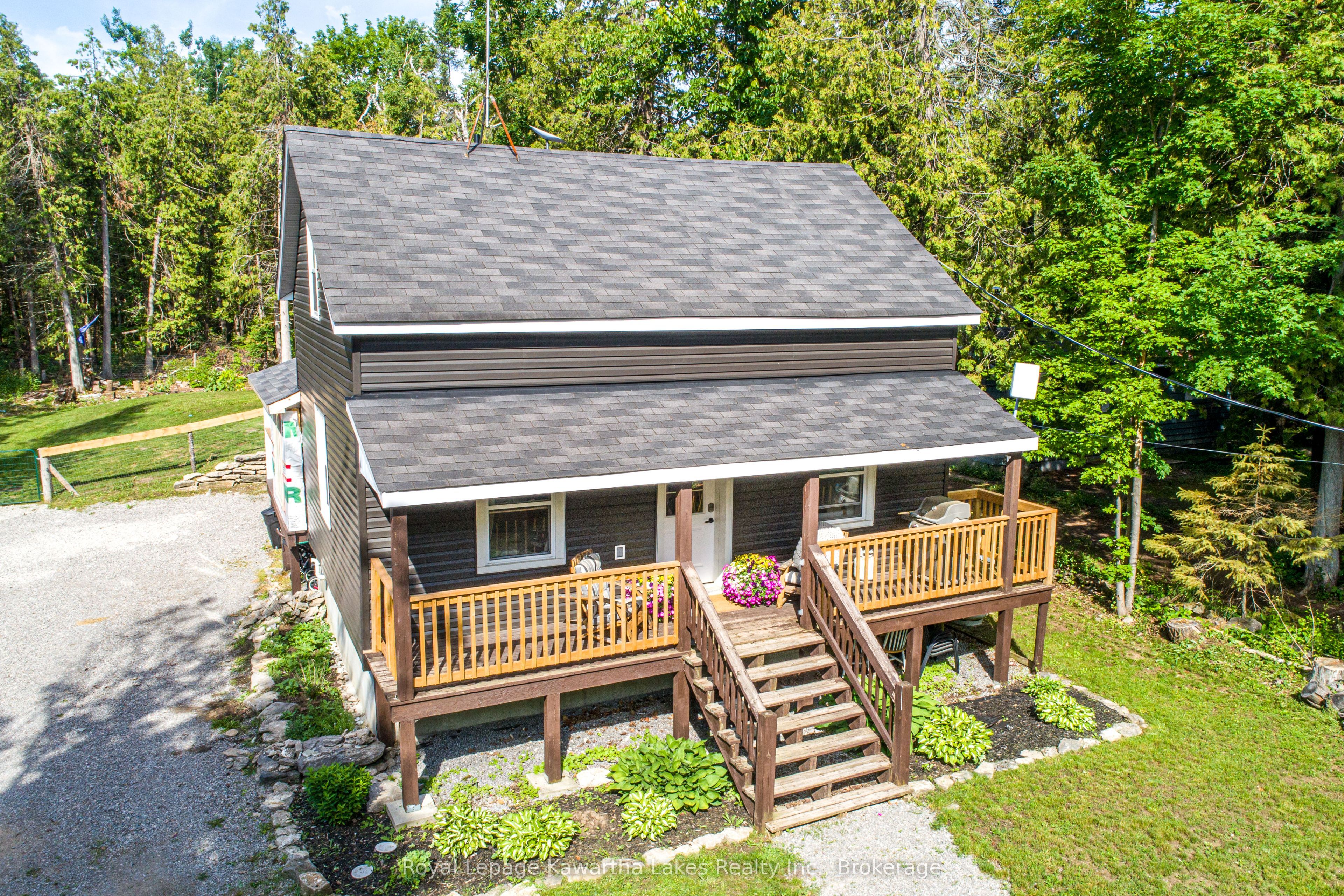 112 Echo Bay Road Property Photo 2