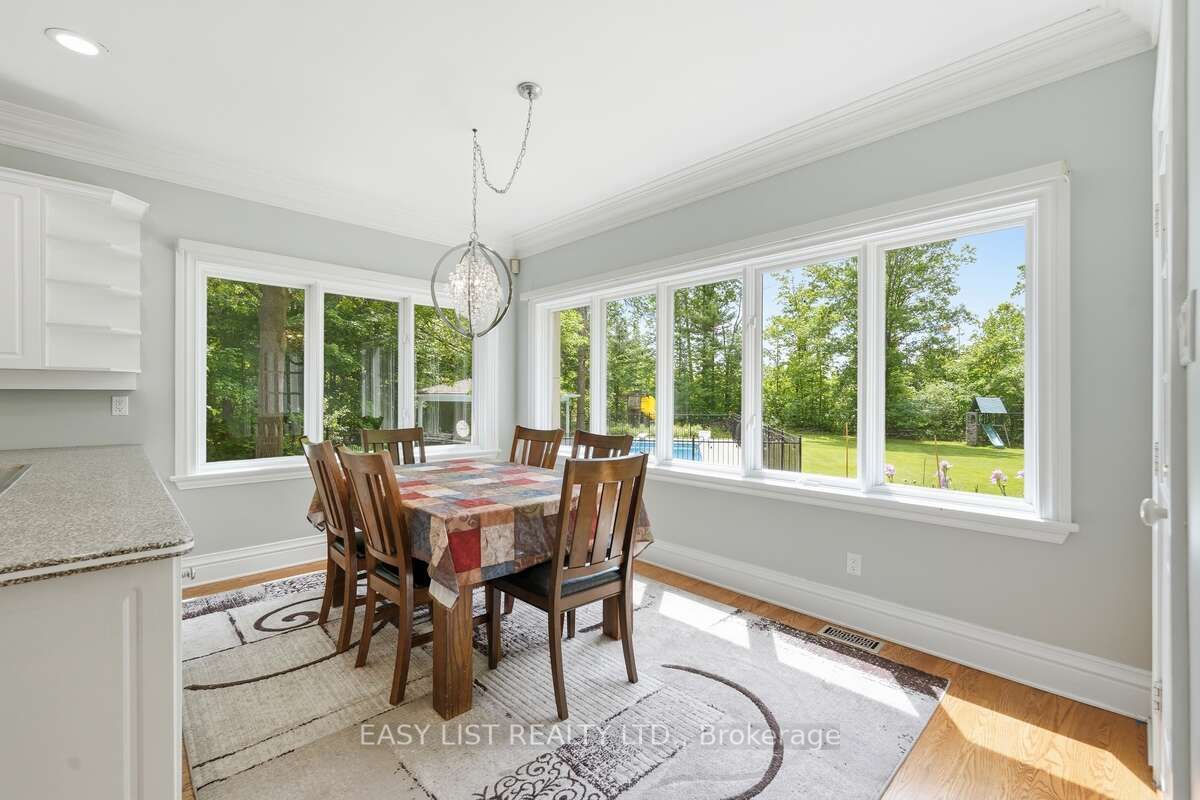 28 Marchbrook Circle Property Photo 21