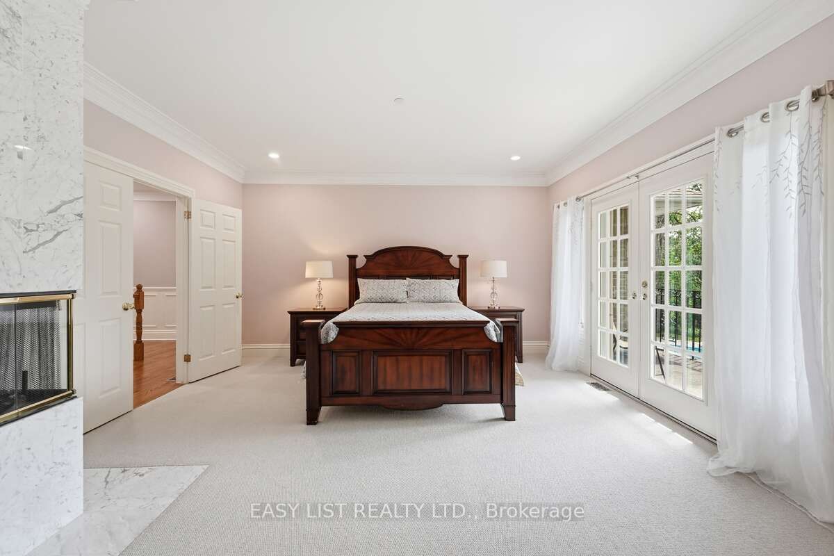 28 Marchbrook Circle Property Photo 33