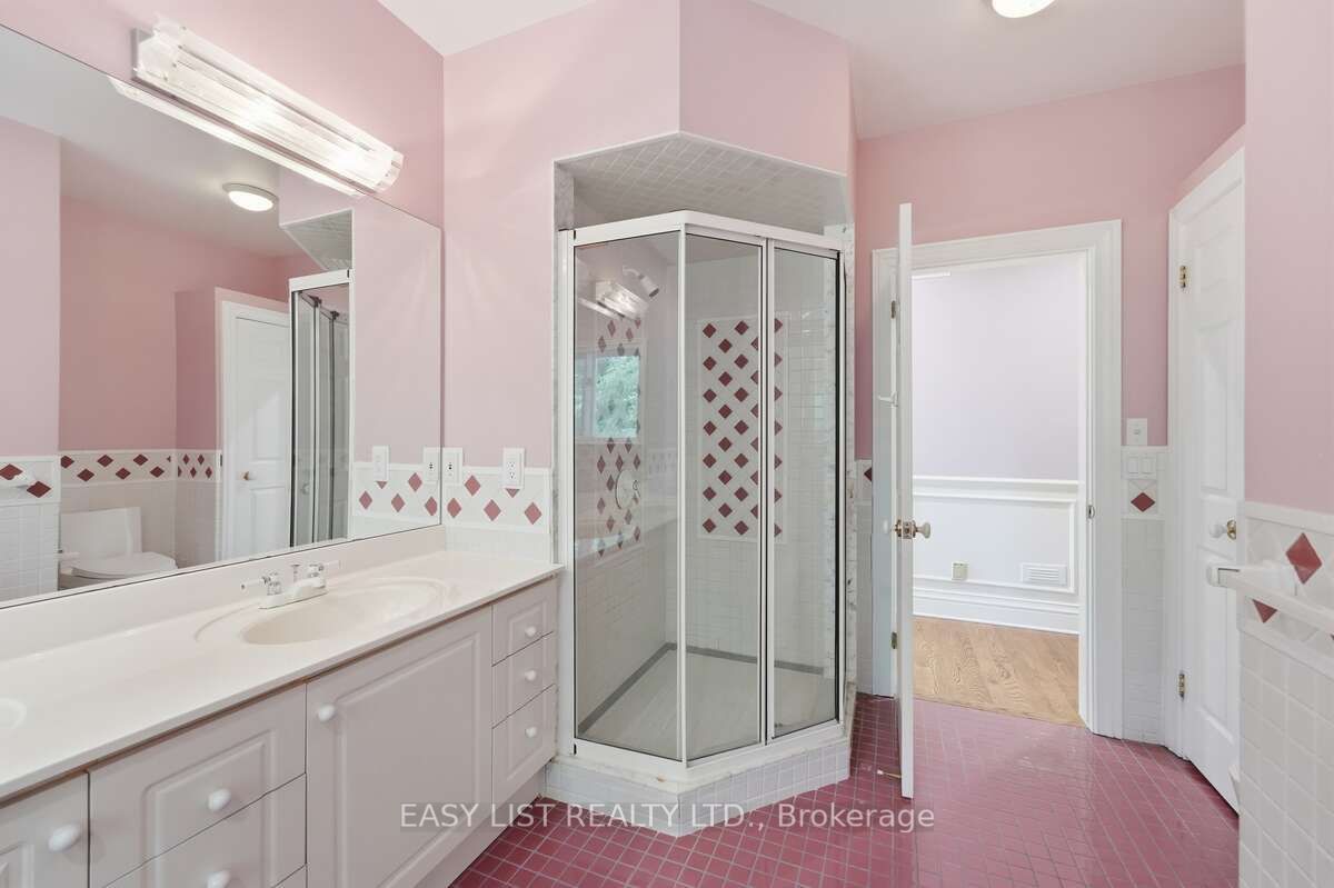 28 Marchbrook Circle Property Photo 44