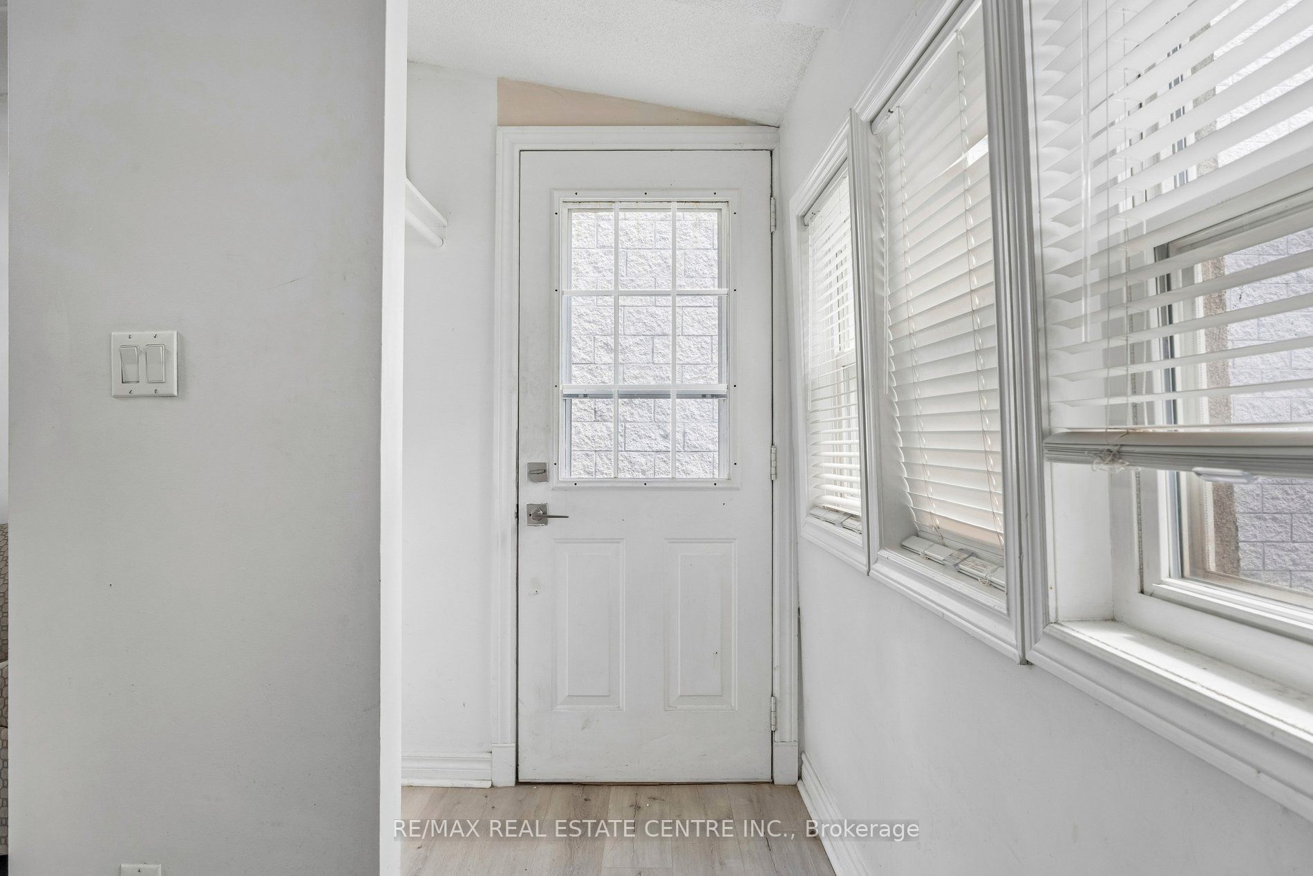 43 Whitfield Avenue Property Photo 6