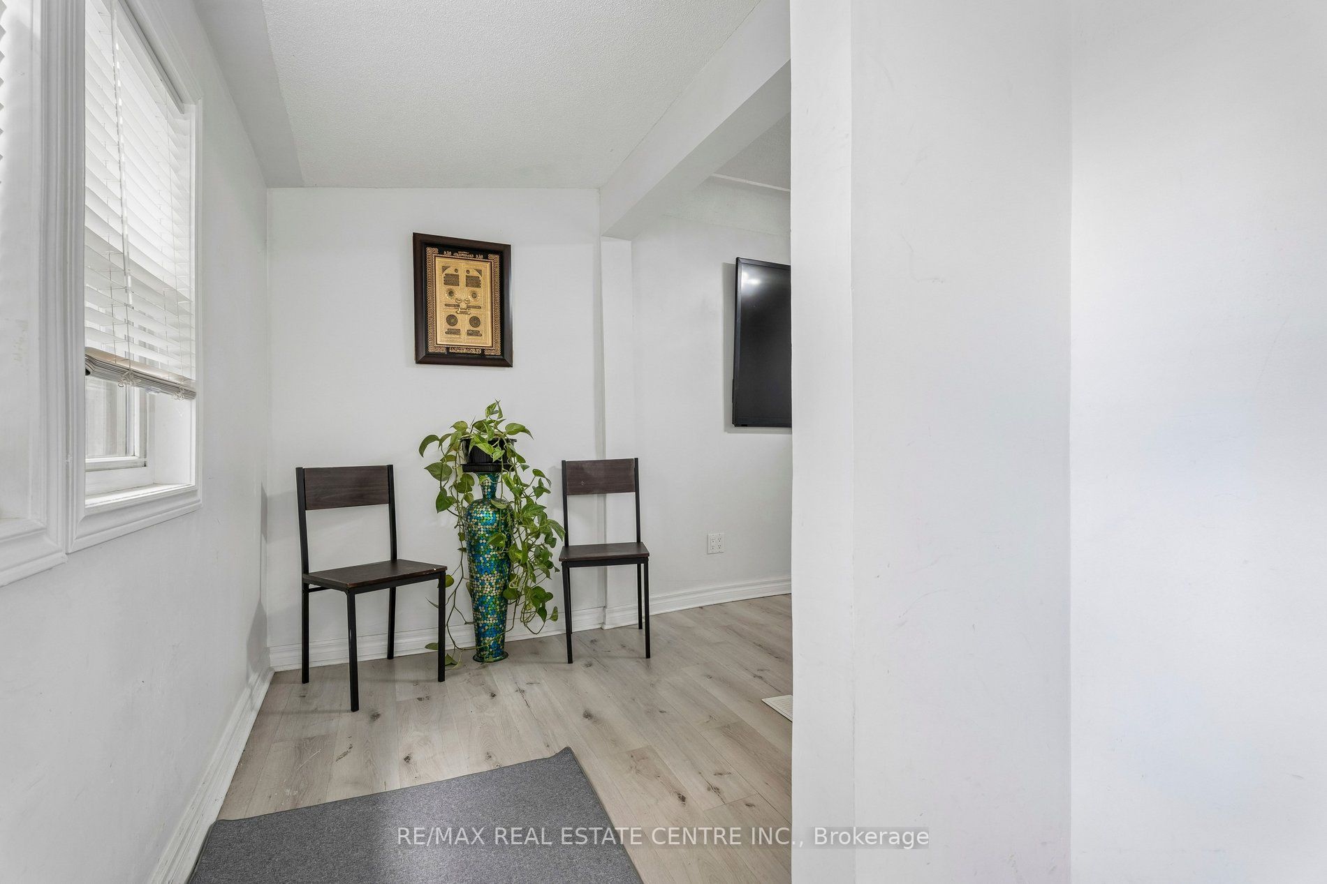 43 Whitfield Avenue Property Photo 8