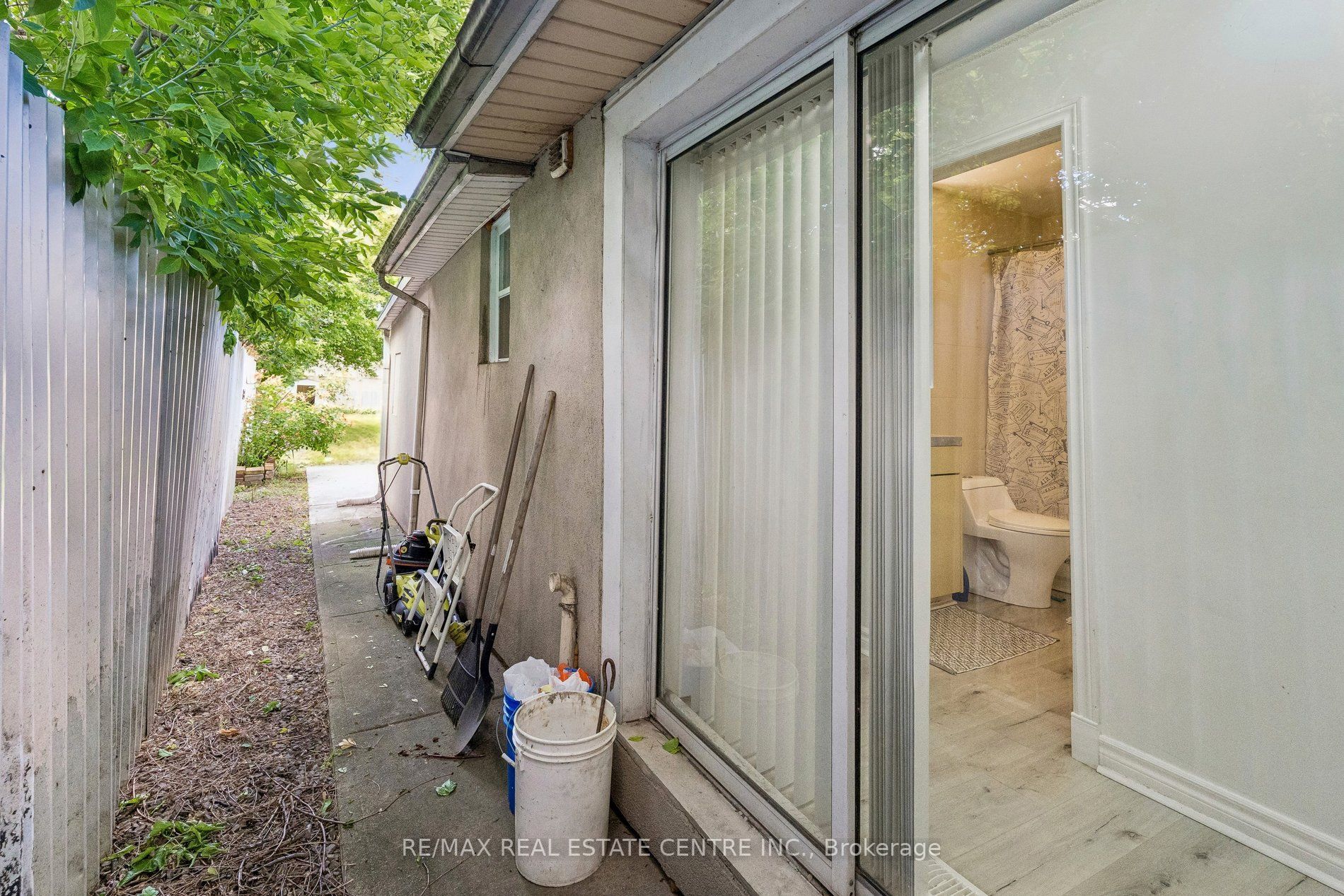 43 Whitfield Avenue Property Photo 43