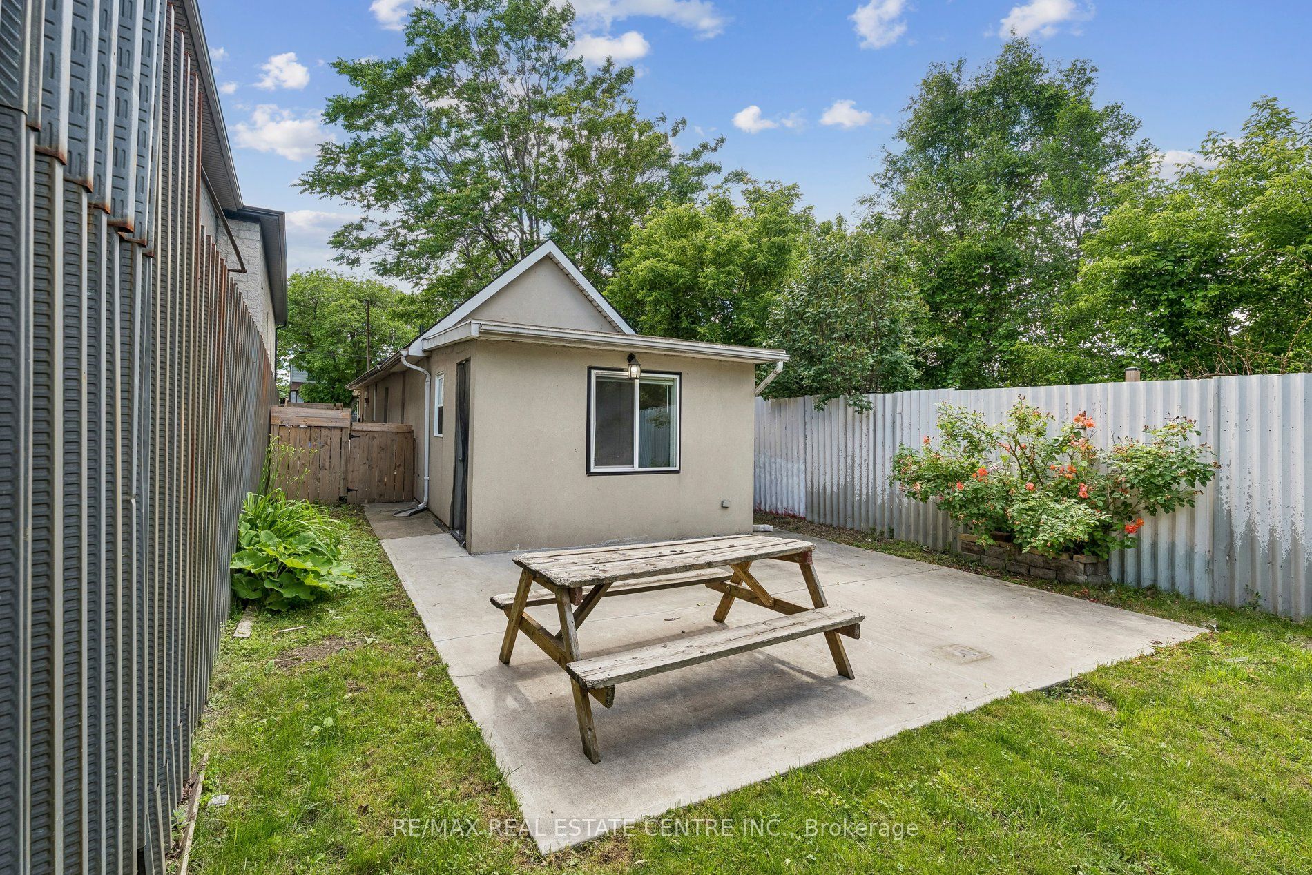 43 Whitfield Avenue Property Photo 46