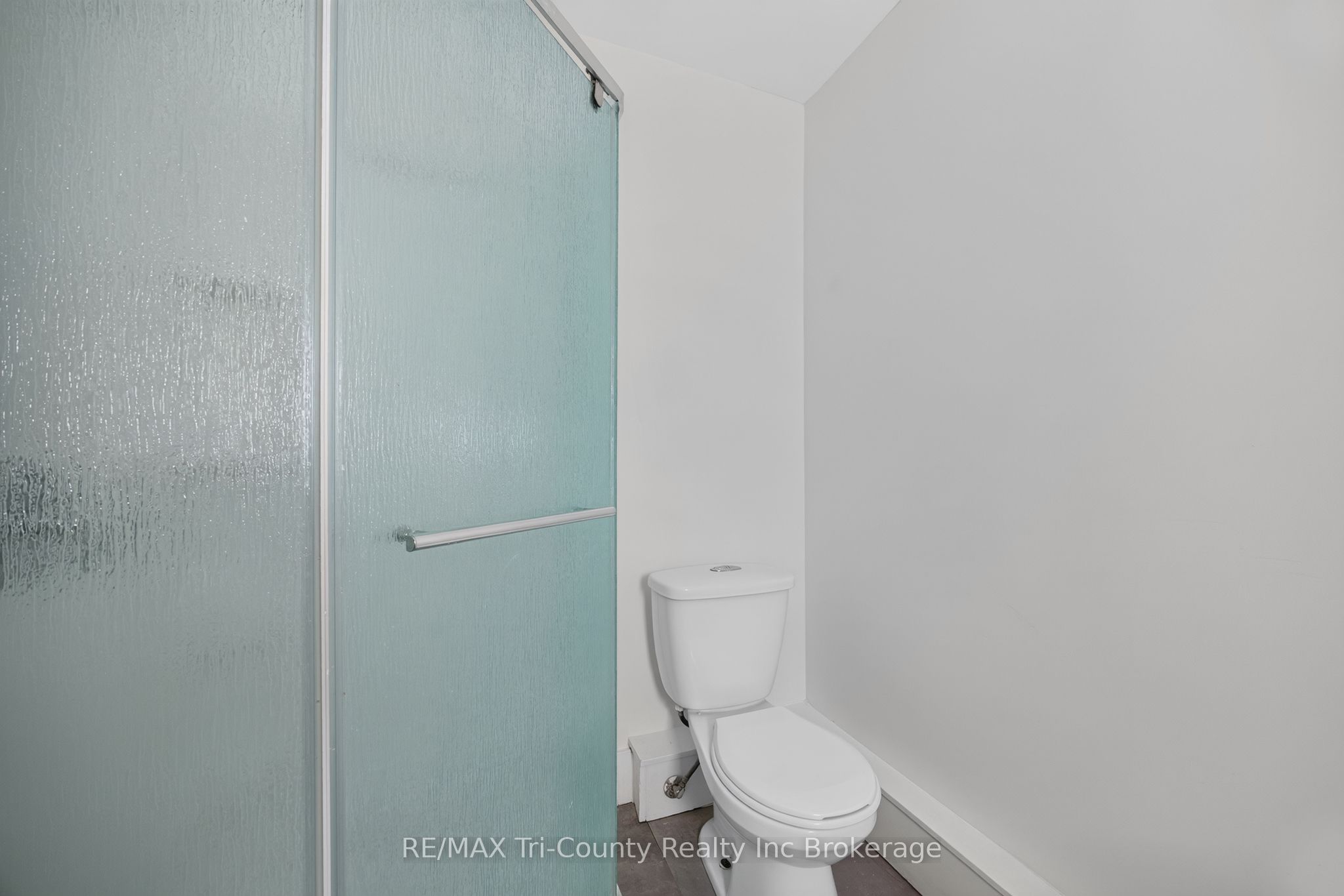 61 Brock Street E Property Photo 16