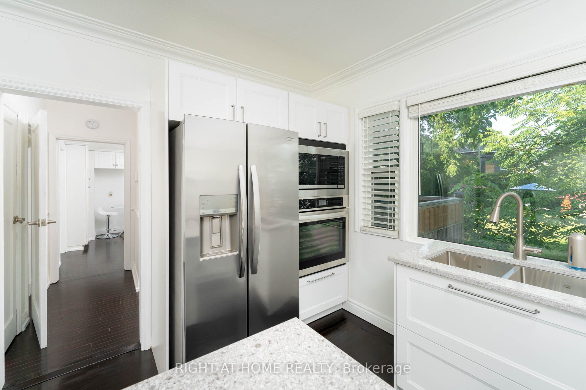 105 Glenridge Avenue Property Photo 5