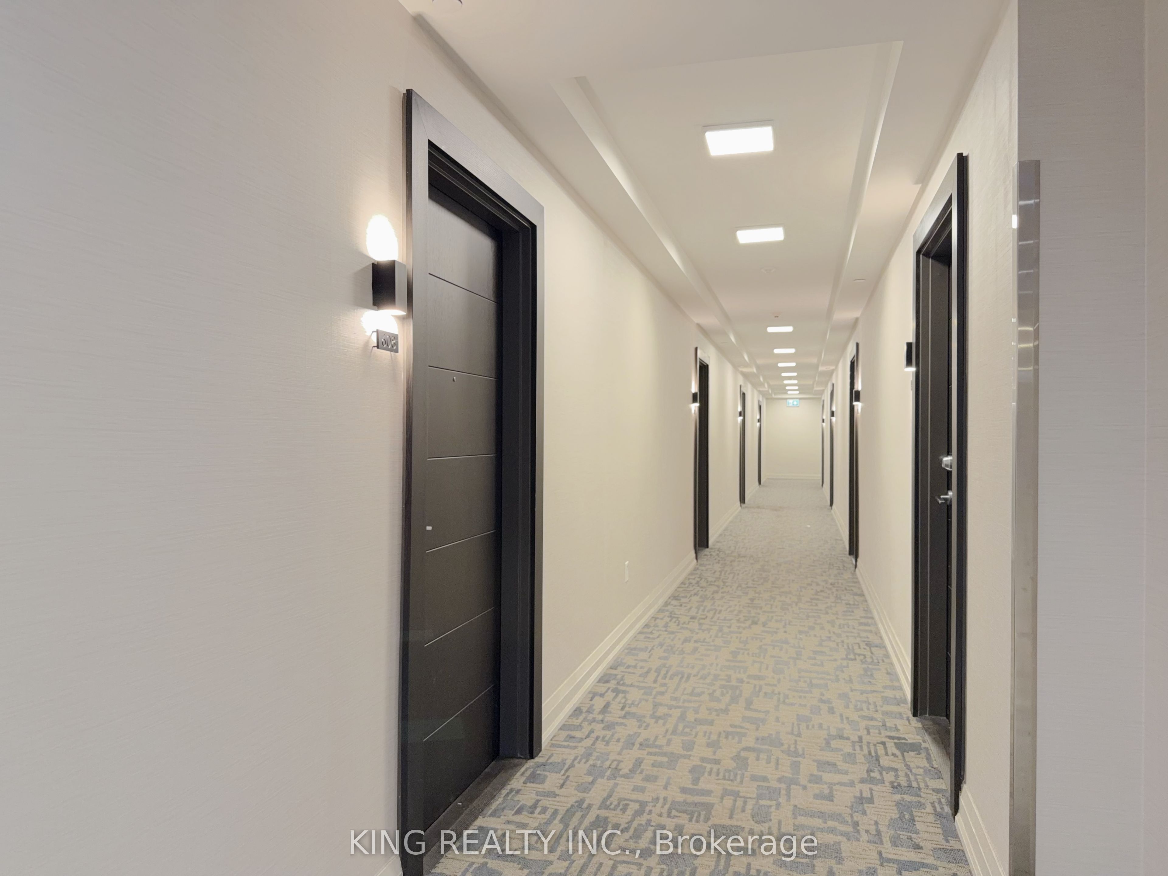 212 King William Street 608 Property Photo 28