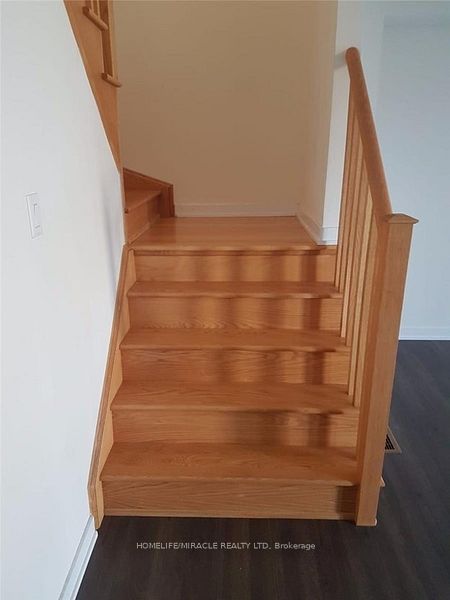 35 Sherway Street Property Photo 8
