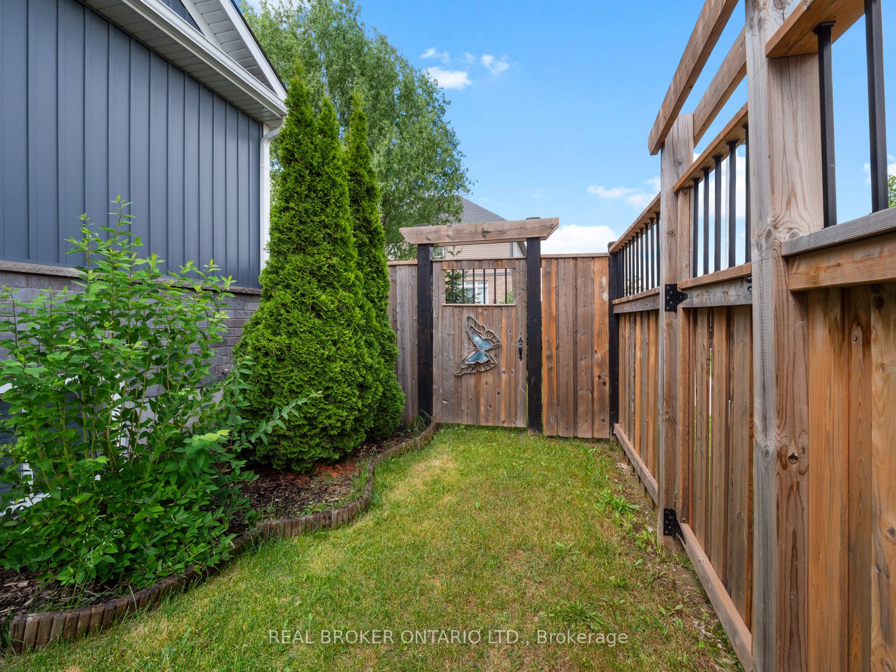 285 South Pelham Road Property Photo 37