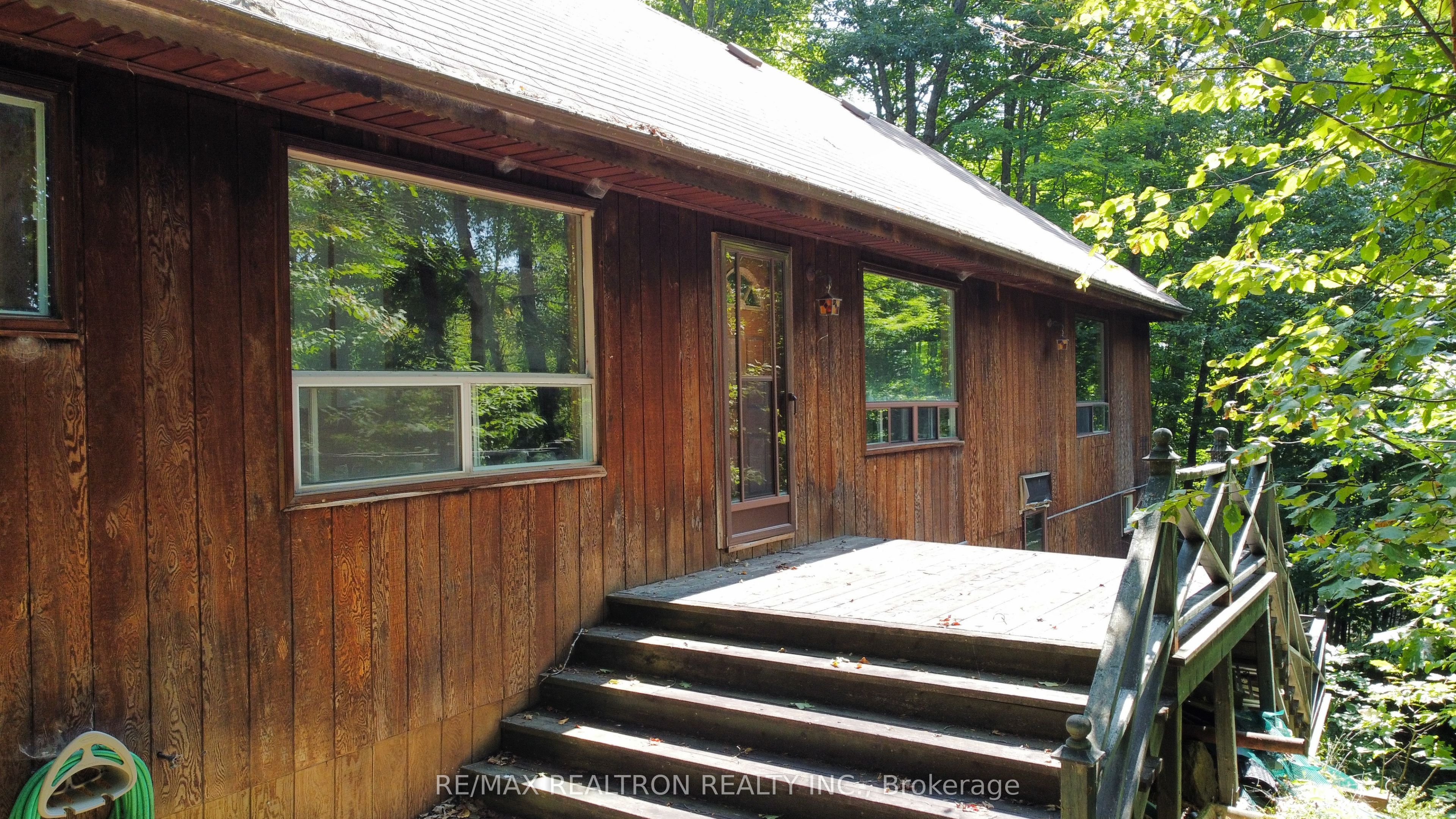 1030 Mccabe Road Property Photo 4