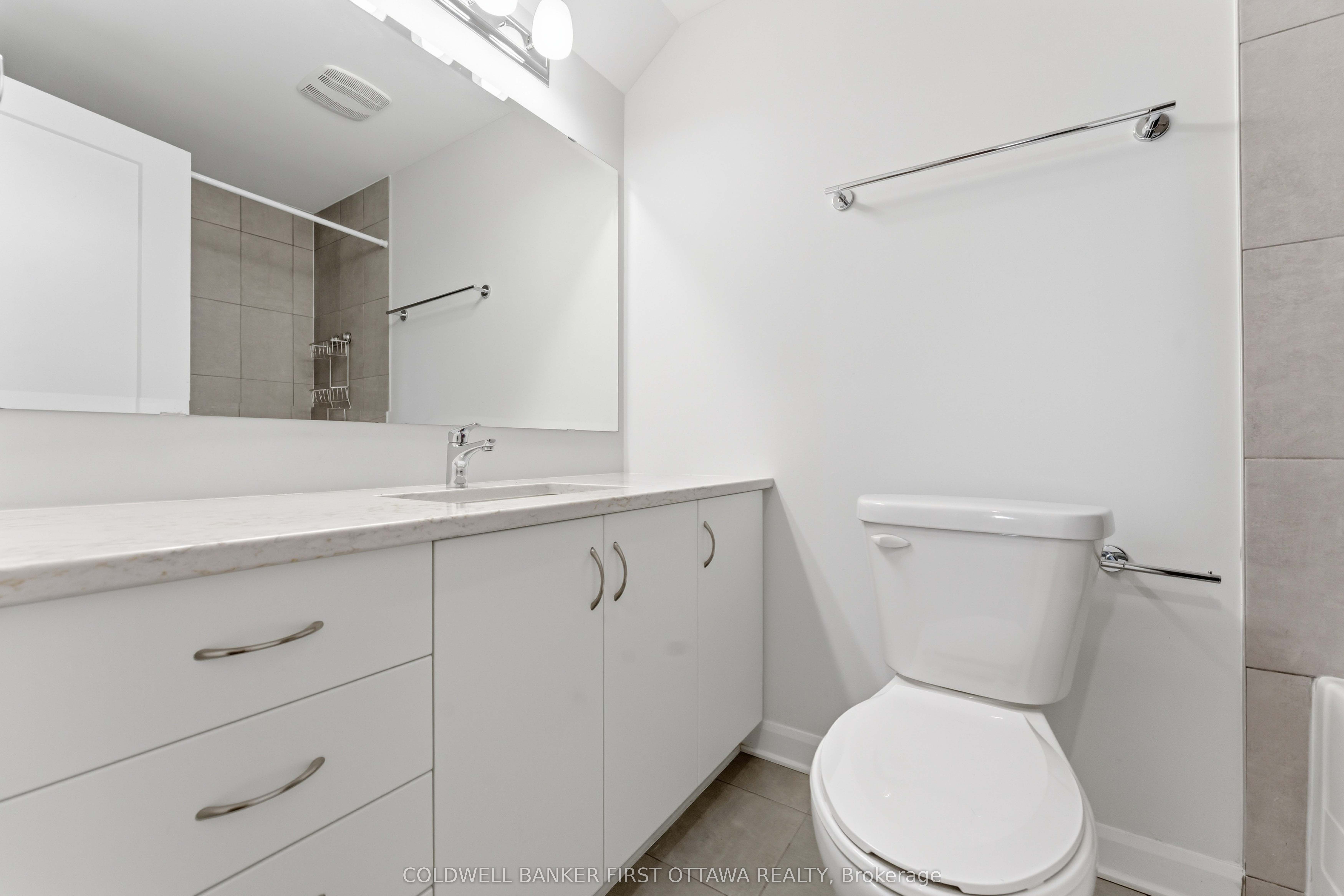415 Eldorado Private A Property Photo 28