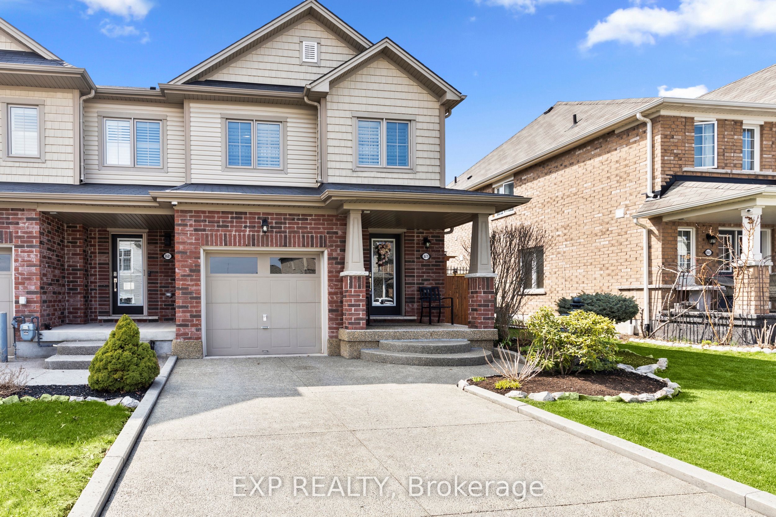 8679 Dogwood Crescent Property Photo 1