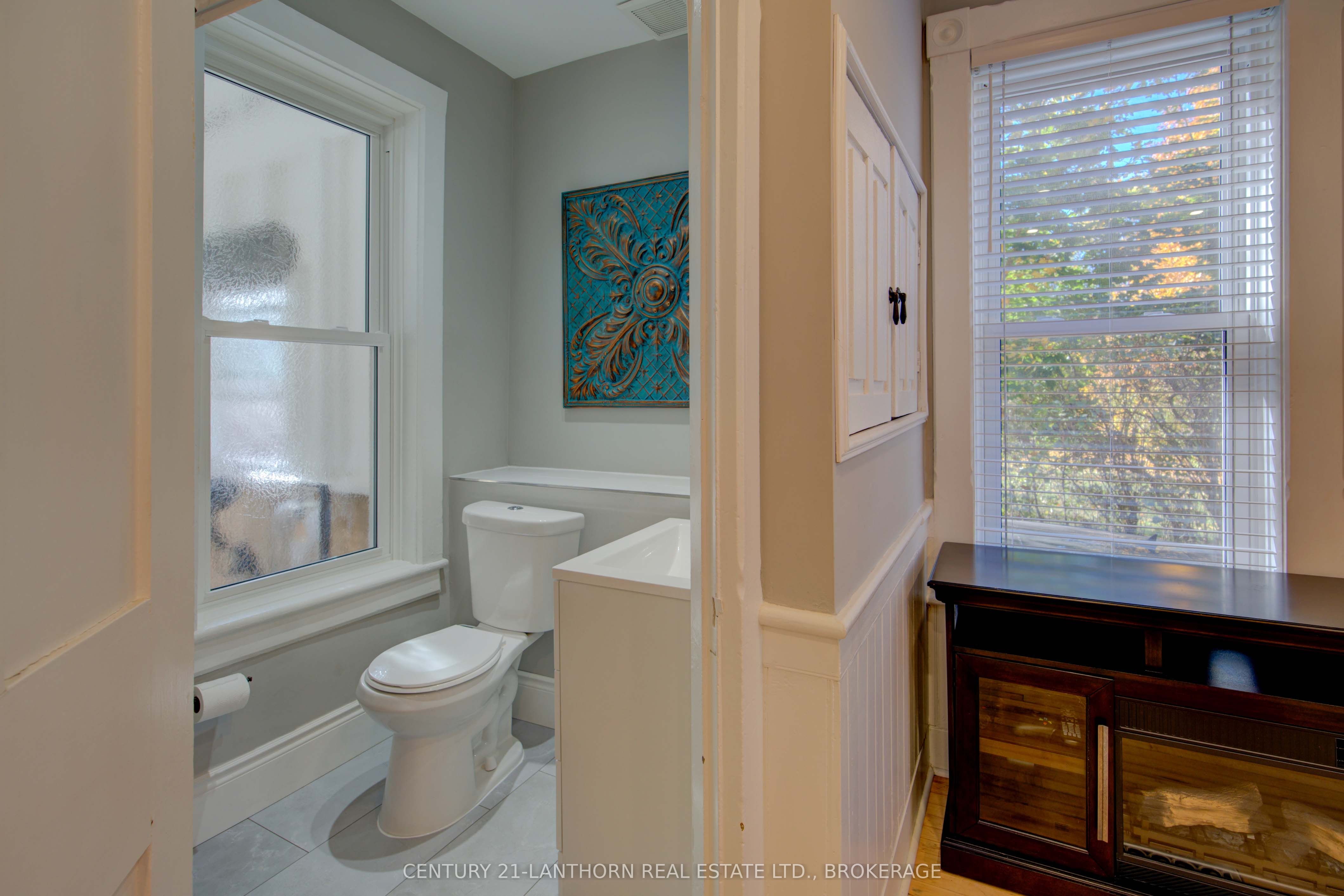 2 John Street Property Photo 14