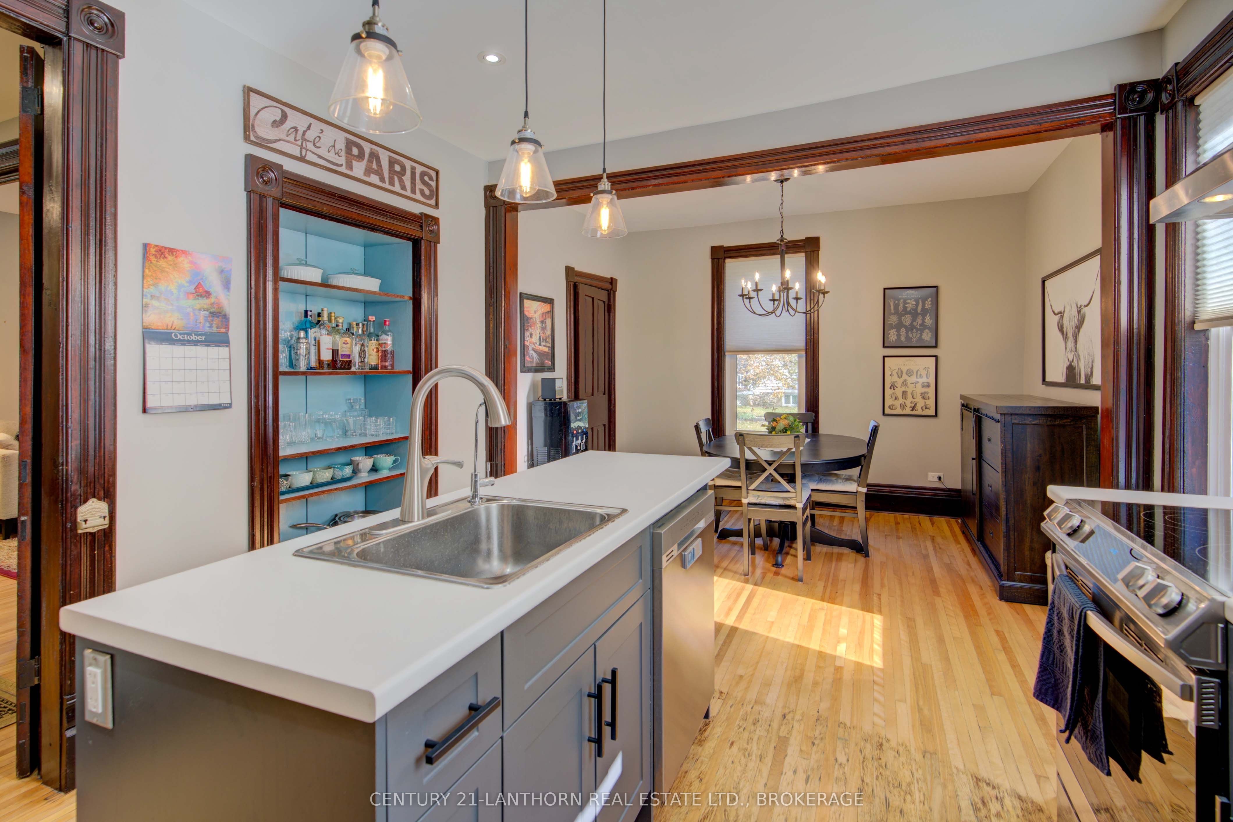 2 John Street Property Photo 23