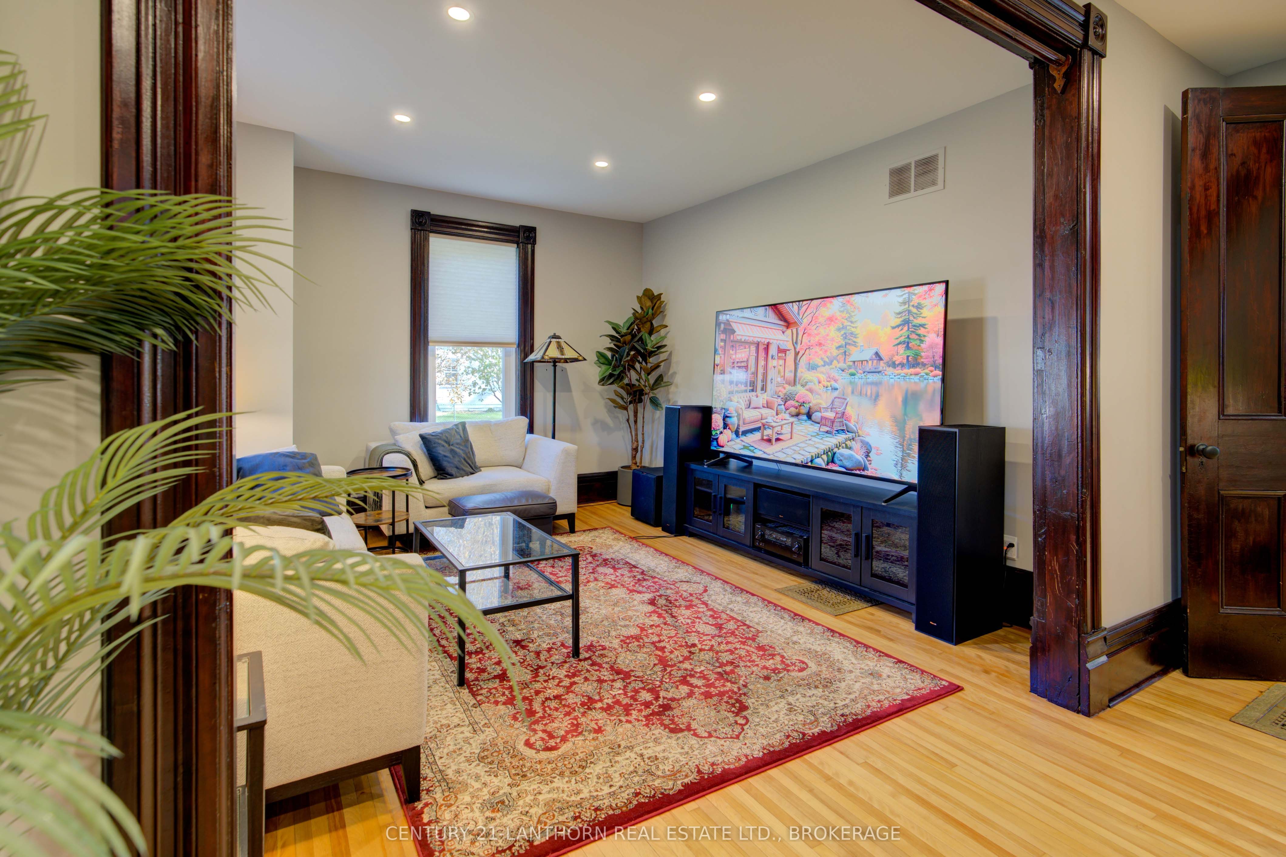 2 John Street Property Photo 27