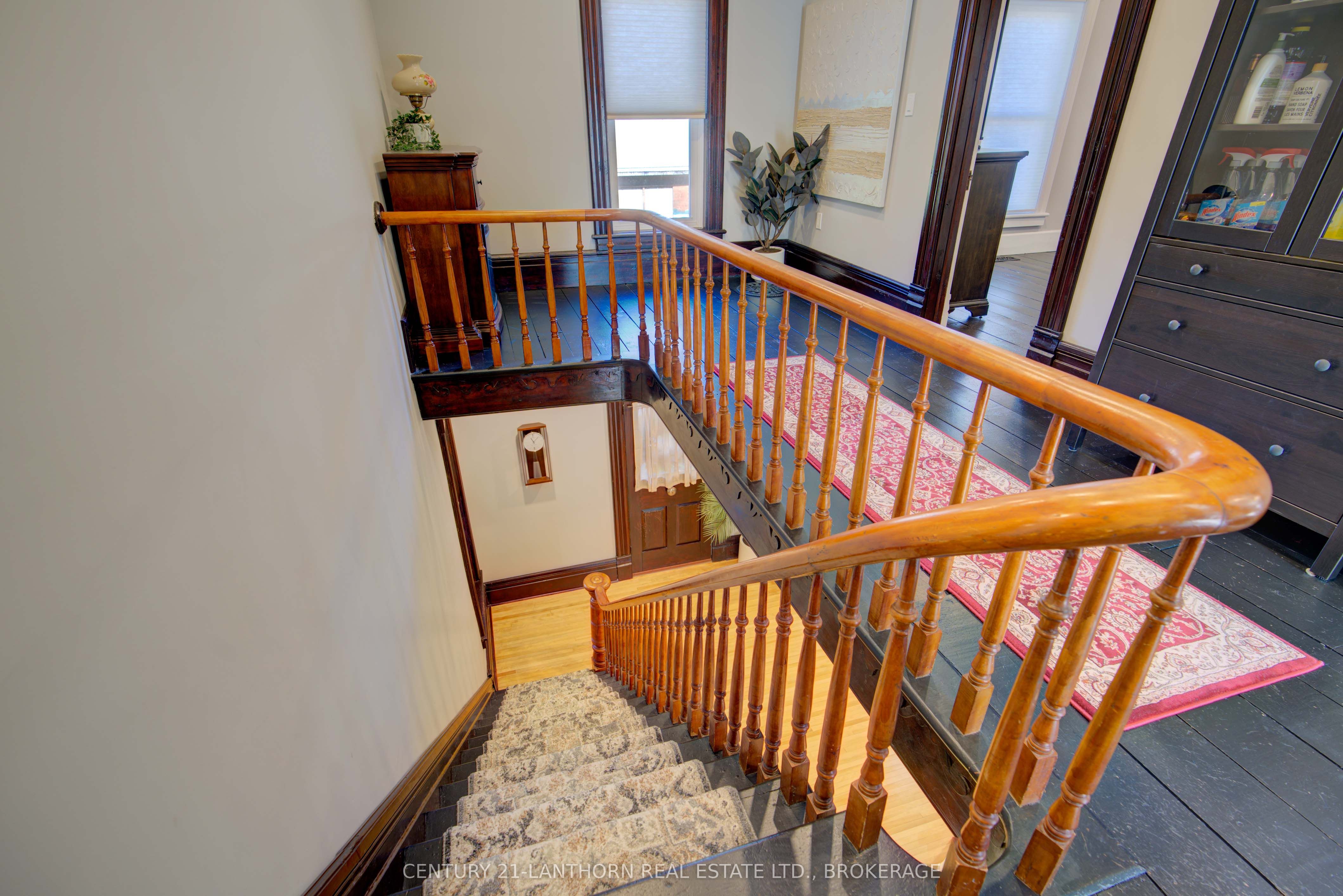 2 John Street Property Photo 29