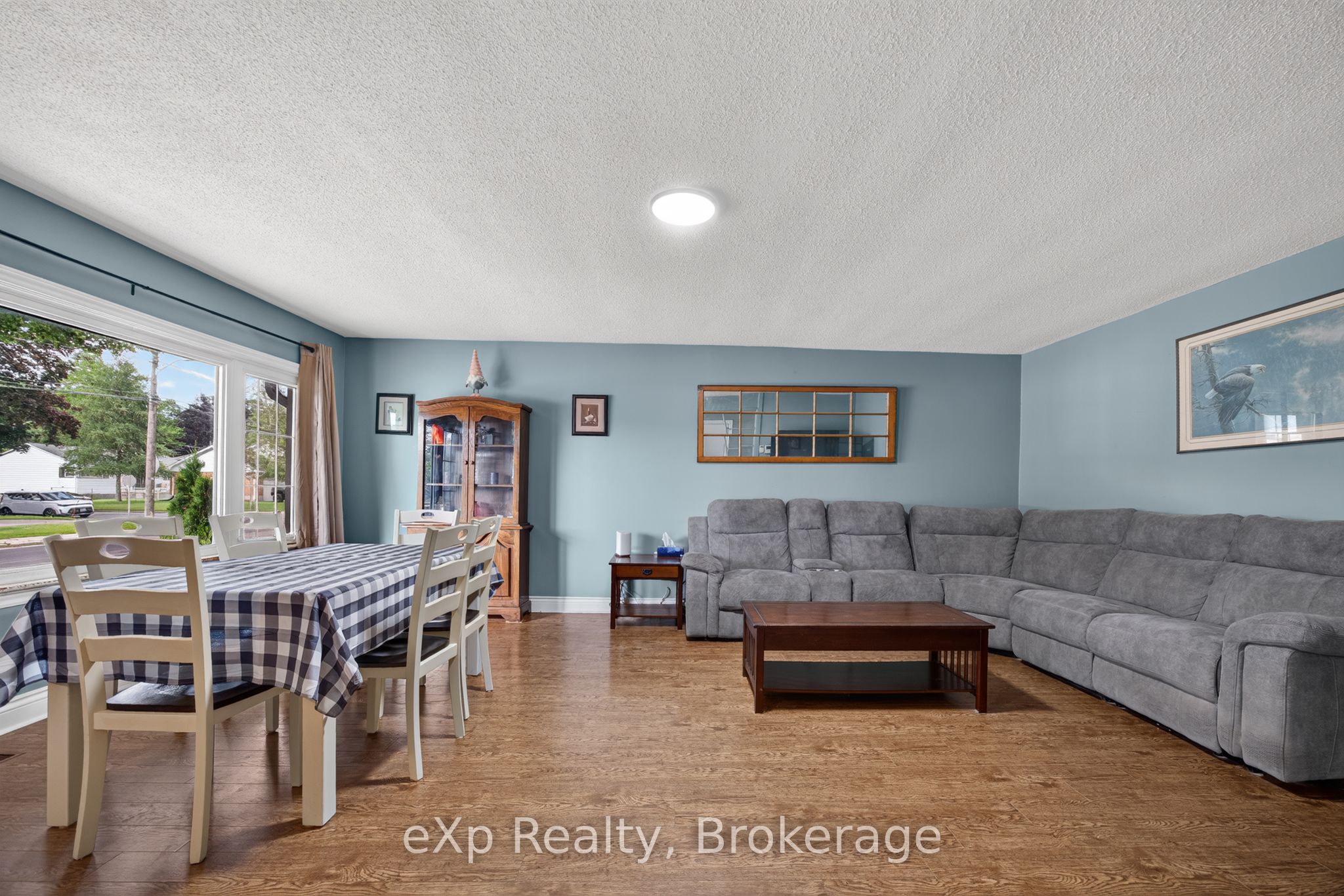 29 Concession Street E Property Photo 9