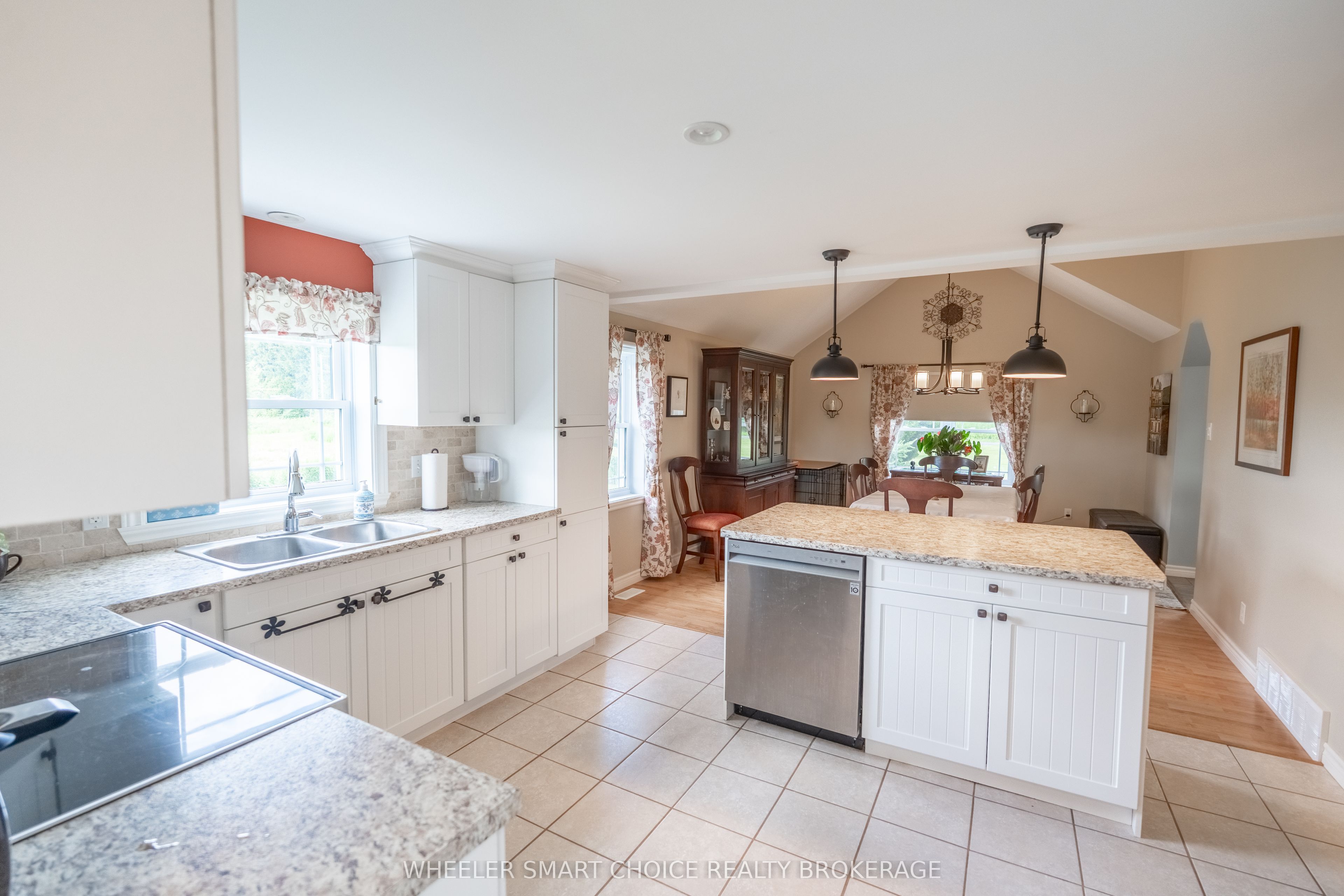 6086 Cashion Road Property Photo 10