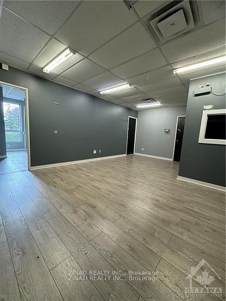 1510 Merivale Road 20-21 Property Photo 3