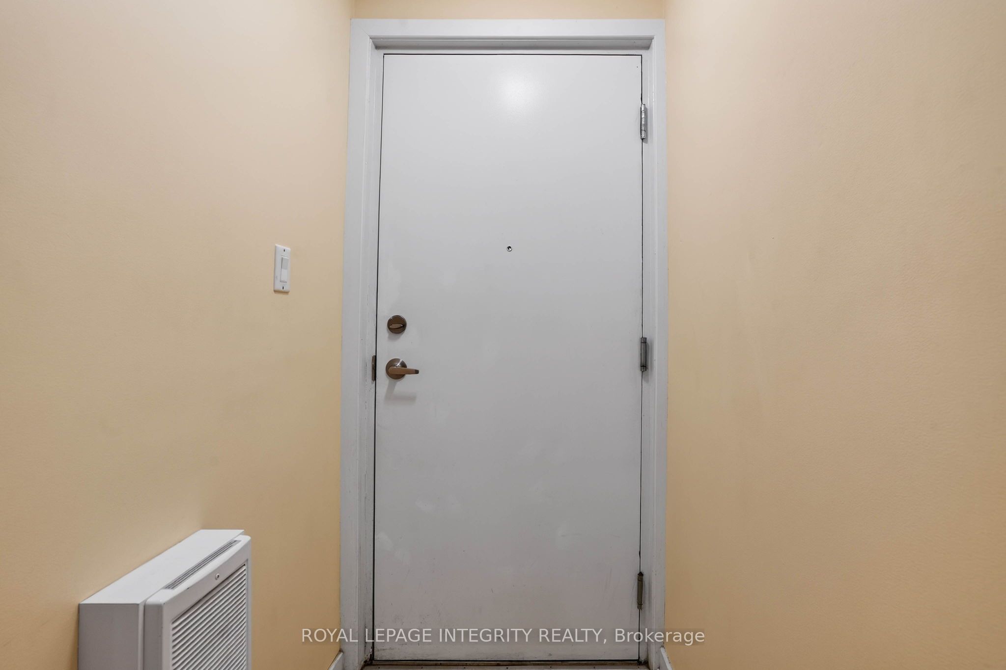 4528 Innes Road C Property Photo 4