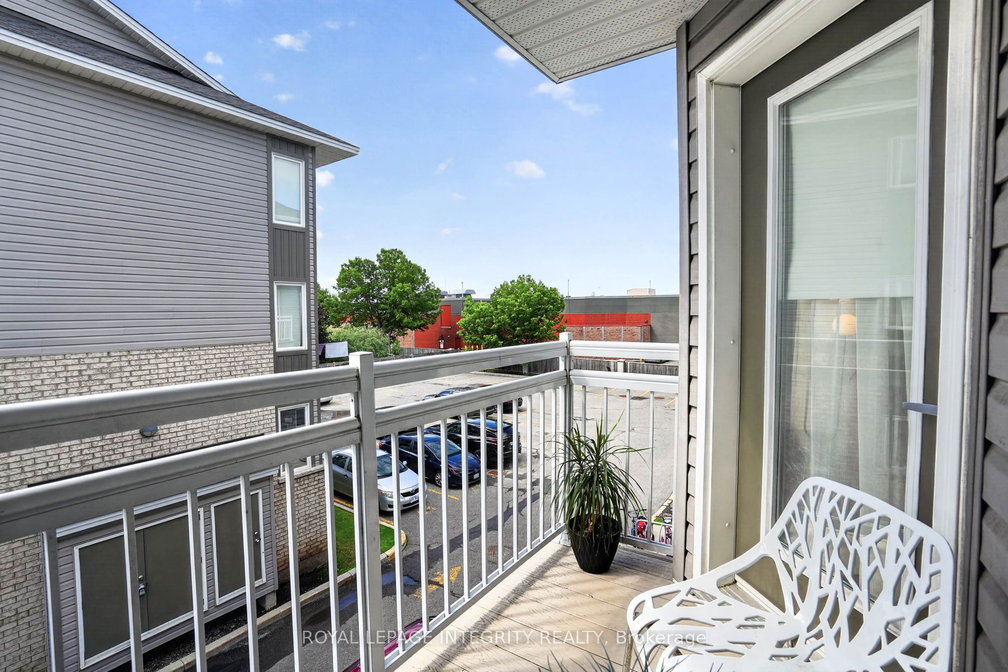 4528 Innes Road C Property Photo 35