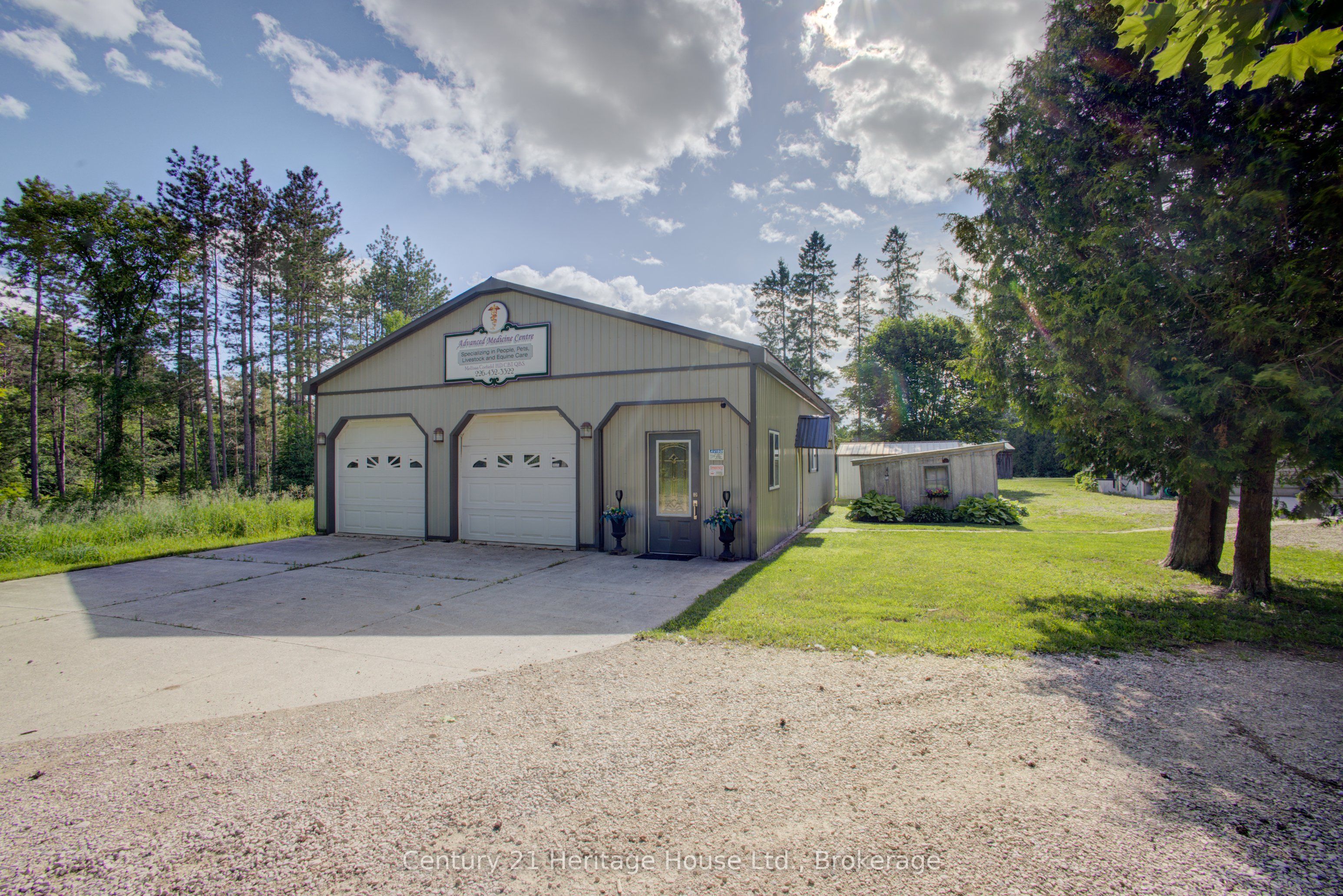 314844 6 Highway Property Photo 2