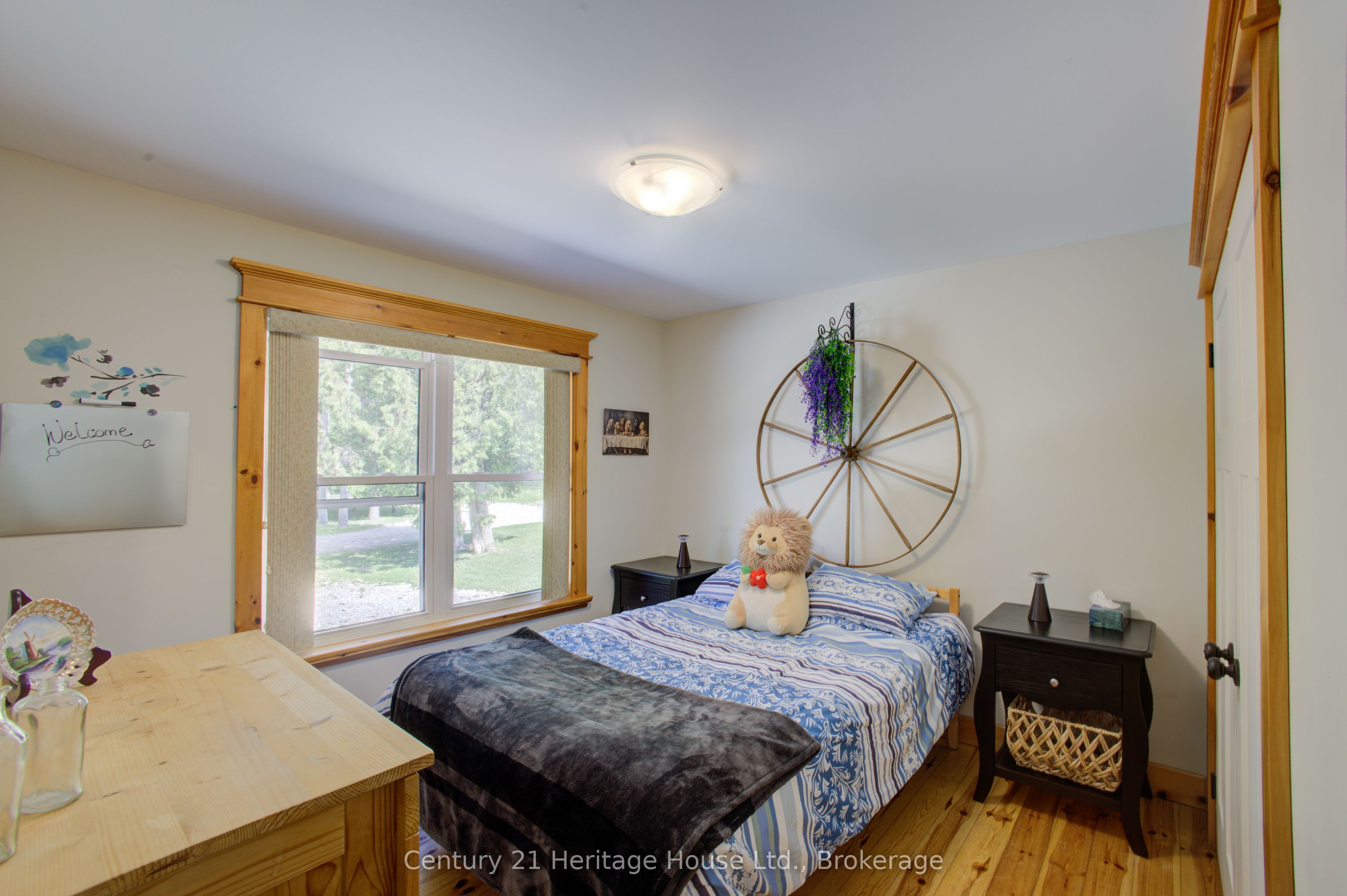 314844 6 Highway Property Photo 15