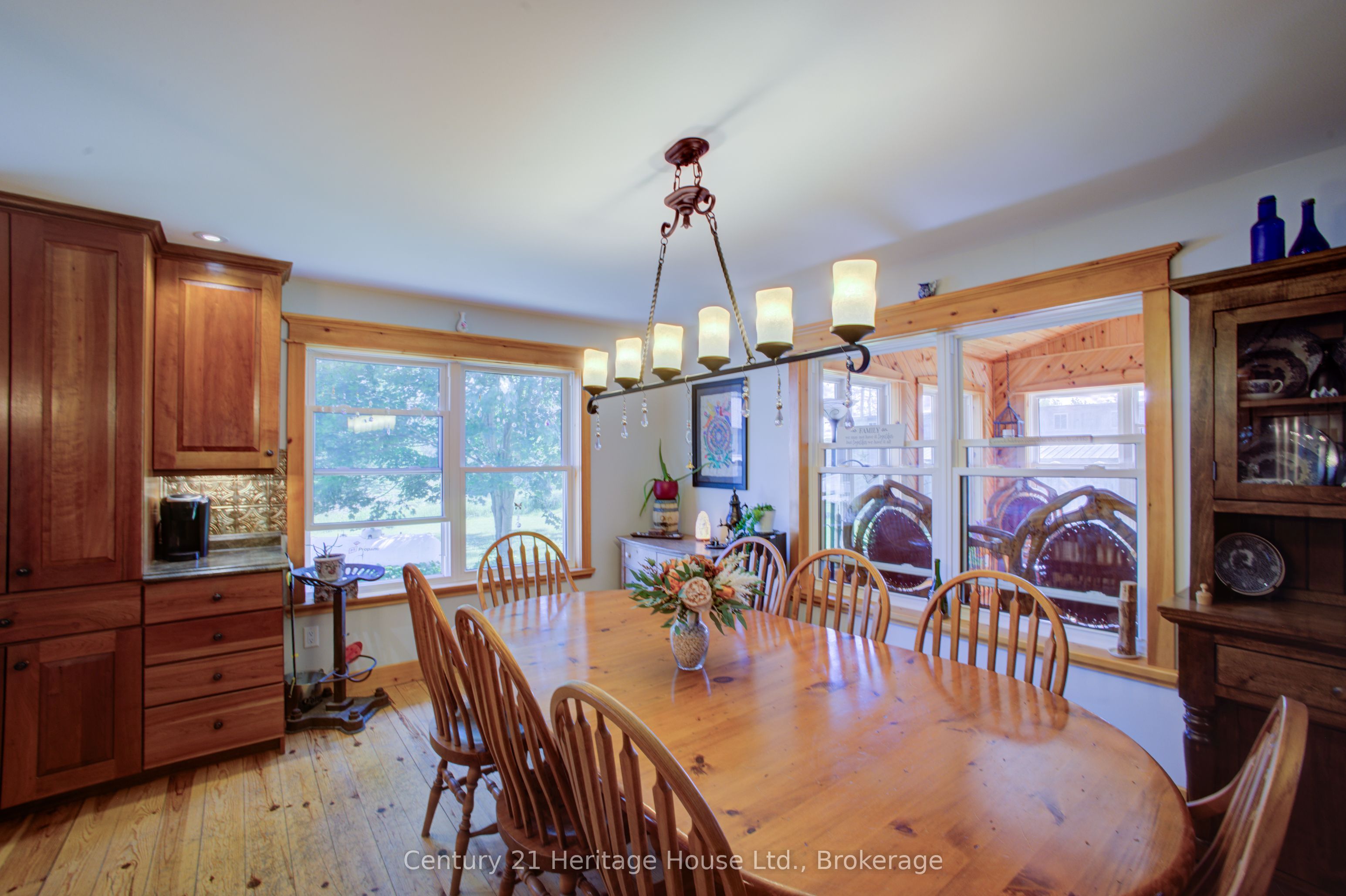 314844 6 Highway Property Photo 22