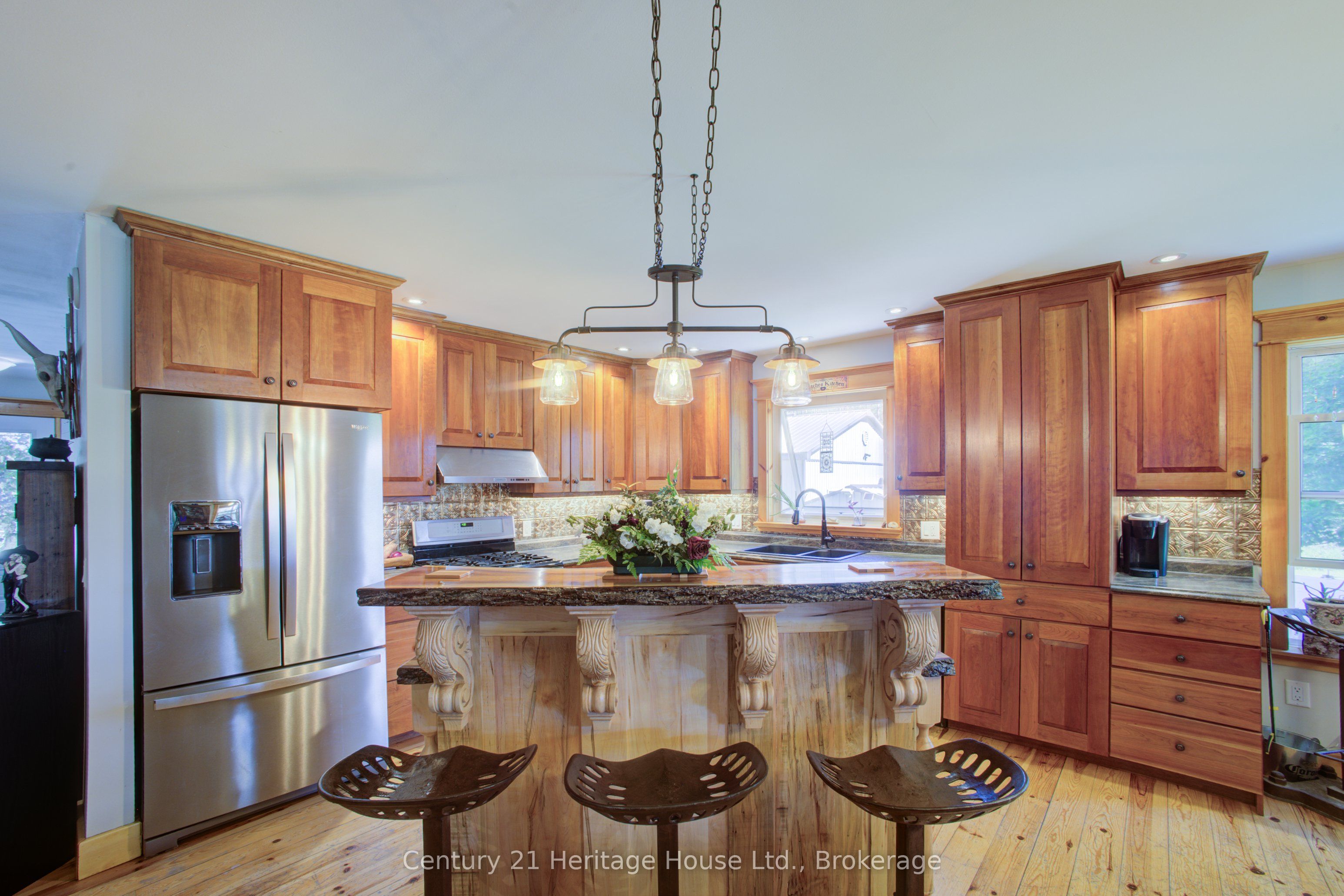 314844 6 Highway Property Photo 26