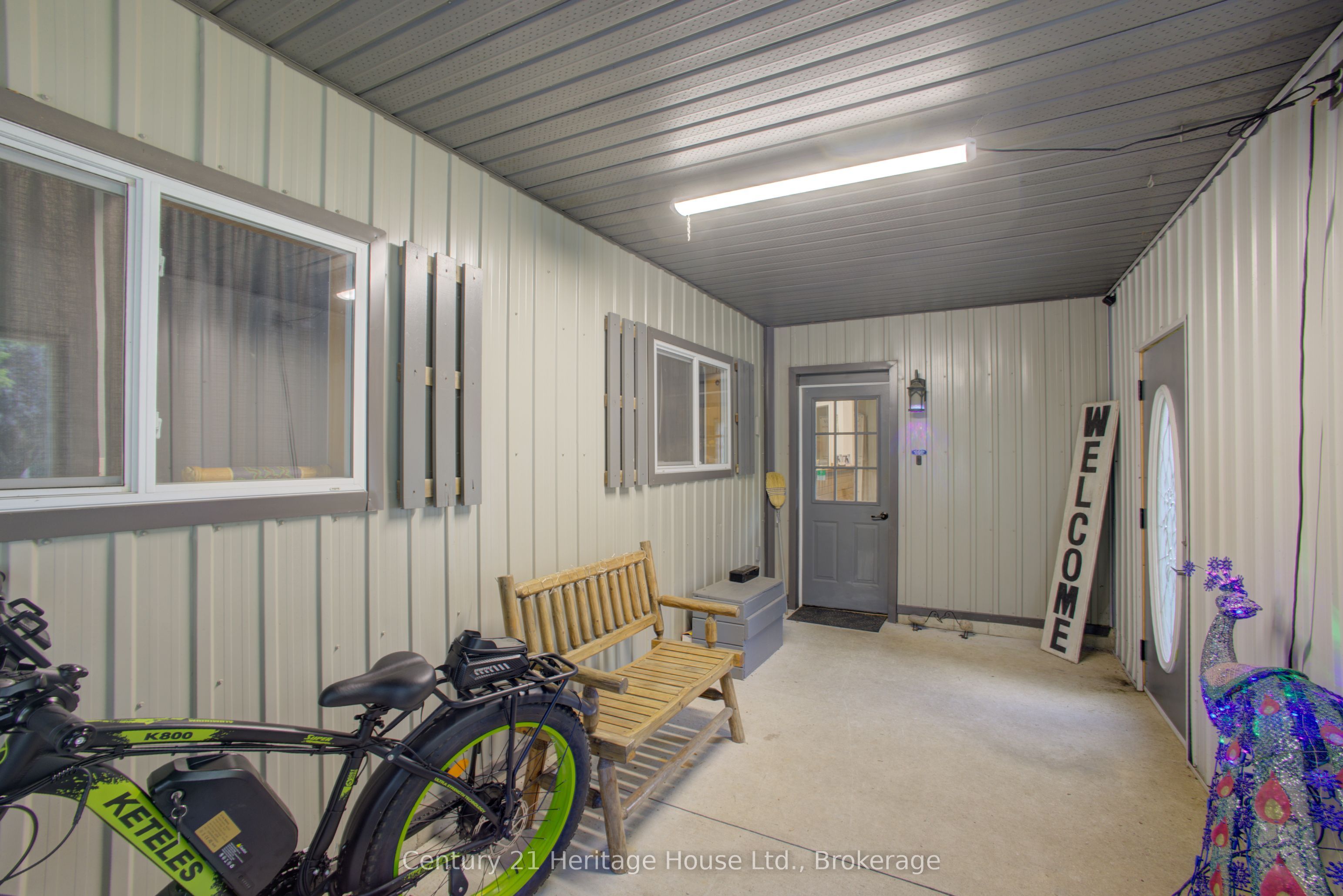 314844 6 Highway Property Photo 37
