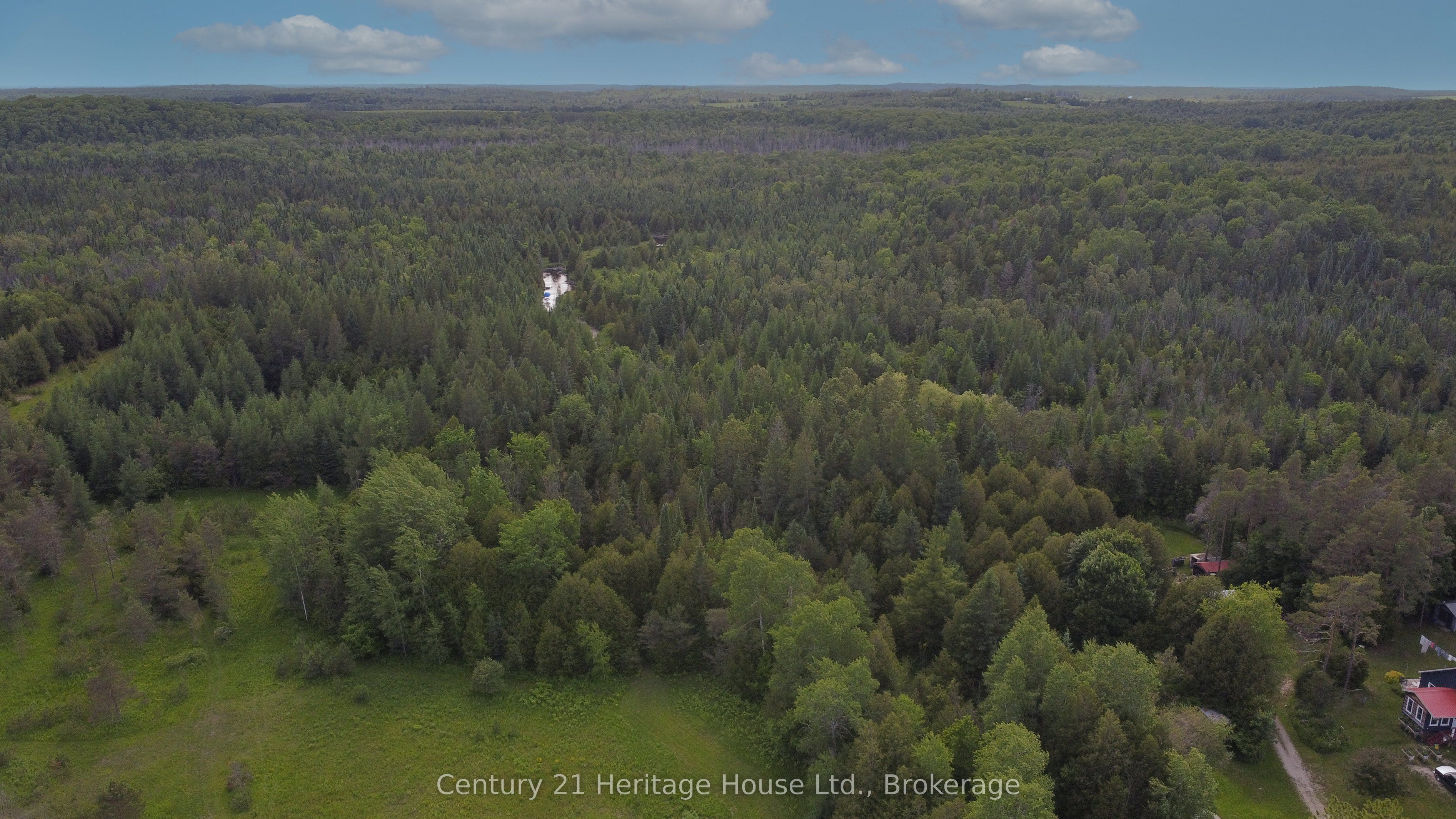 314844 6 Highway Property Photo 44