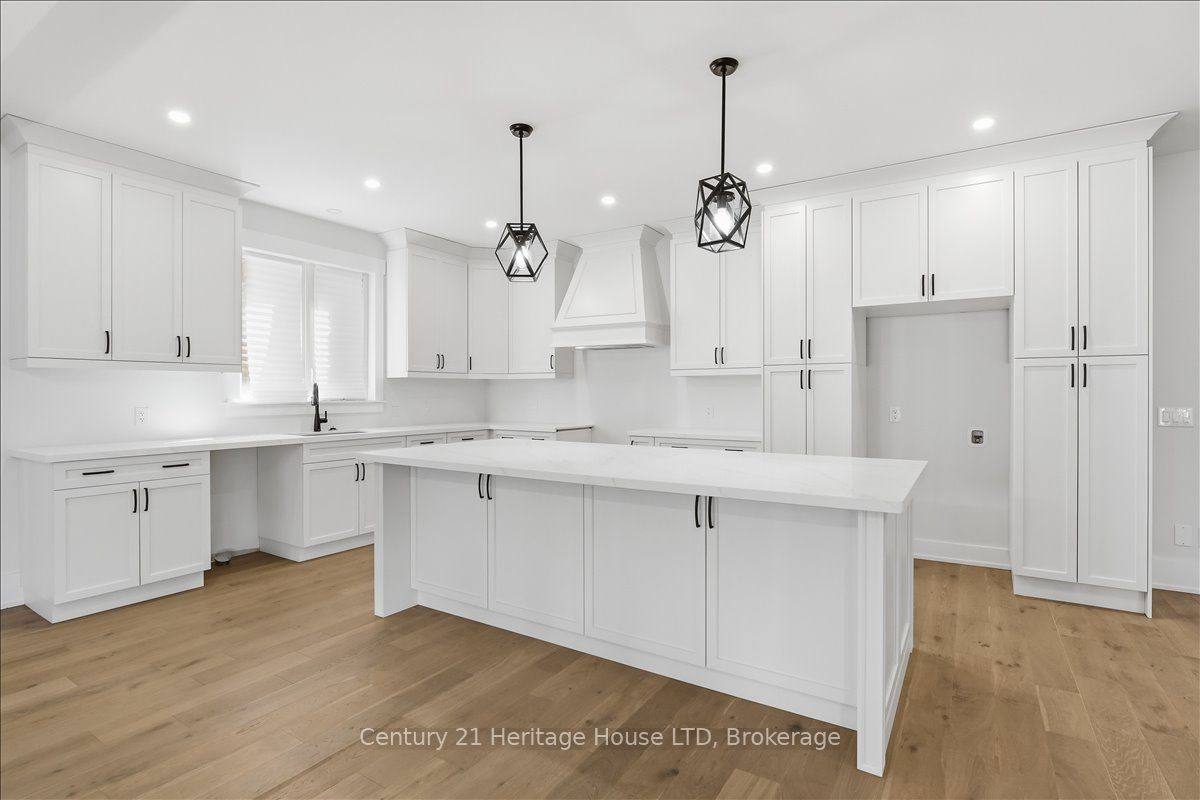 2476 Colangelo Drive Property Photo 14