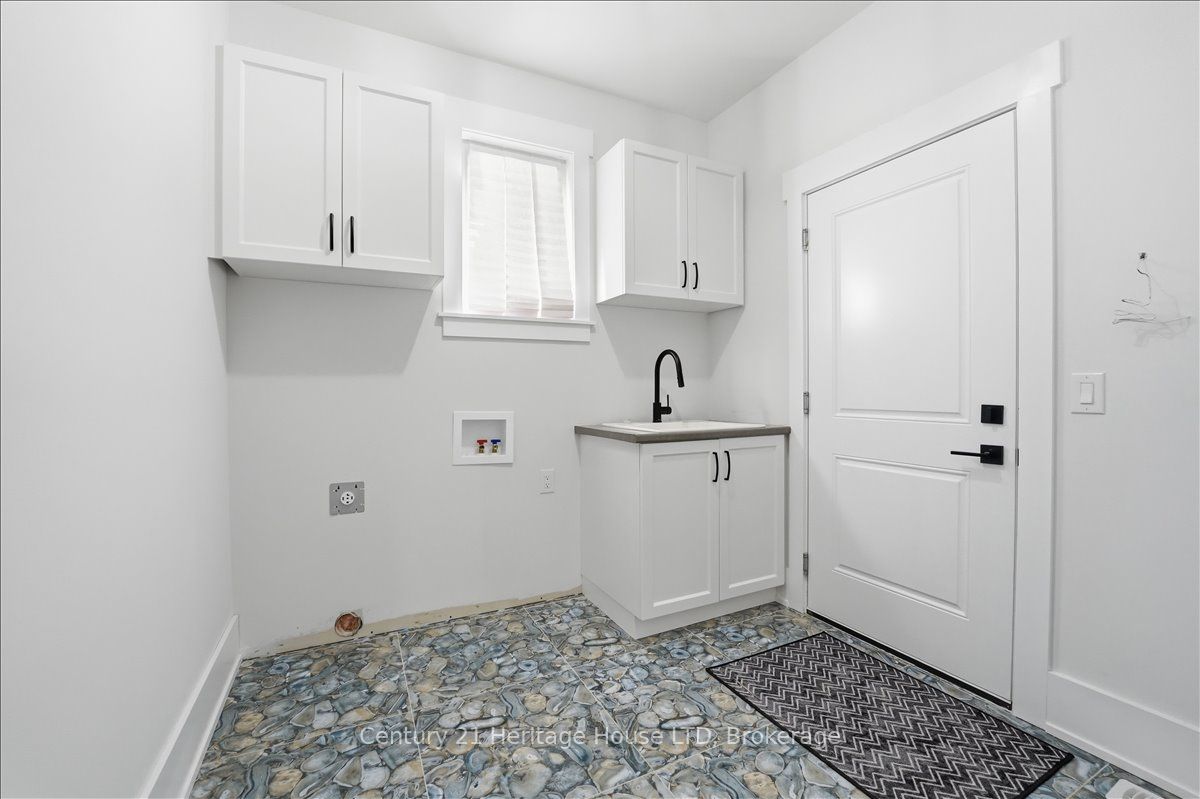 2476 Colangelo Drive Property Photo 22