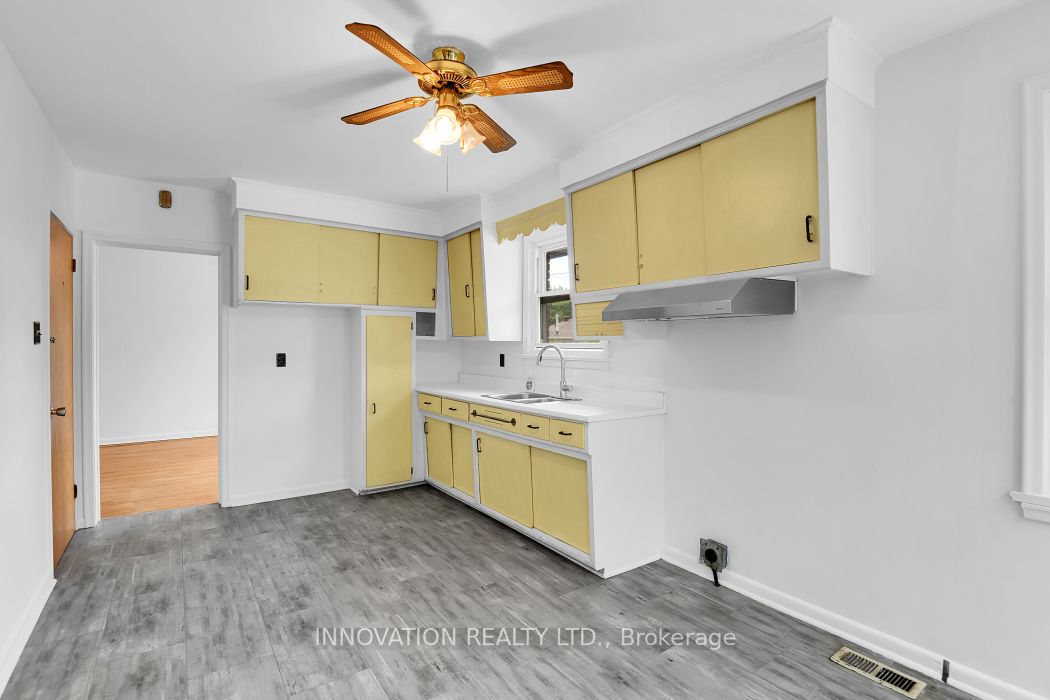 1956 Othello Avenue Property Photo 12