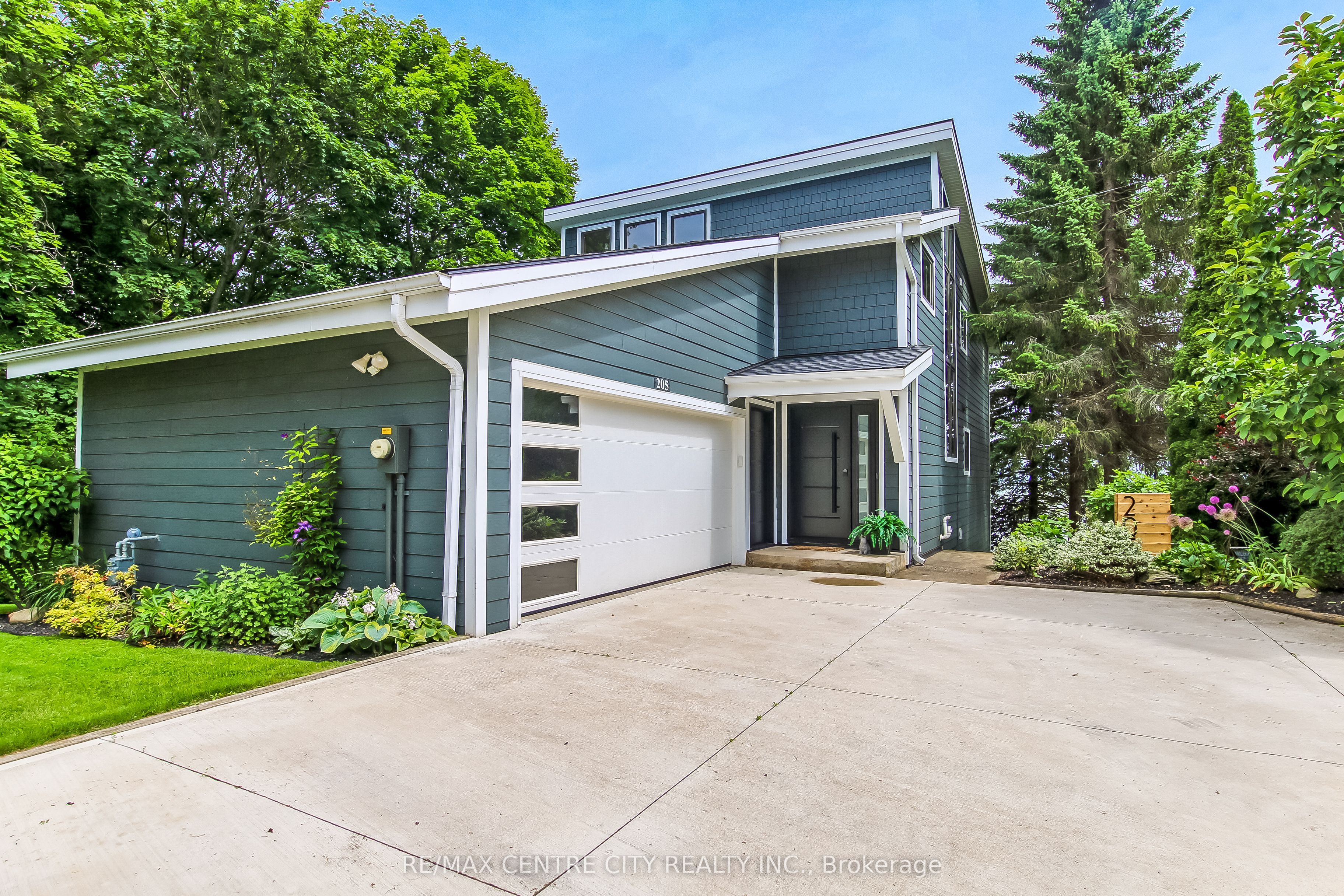 205 Cornell Drive Property Photo 1