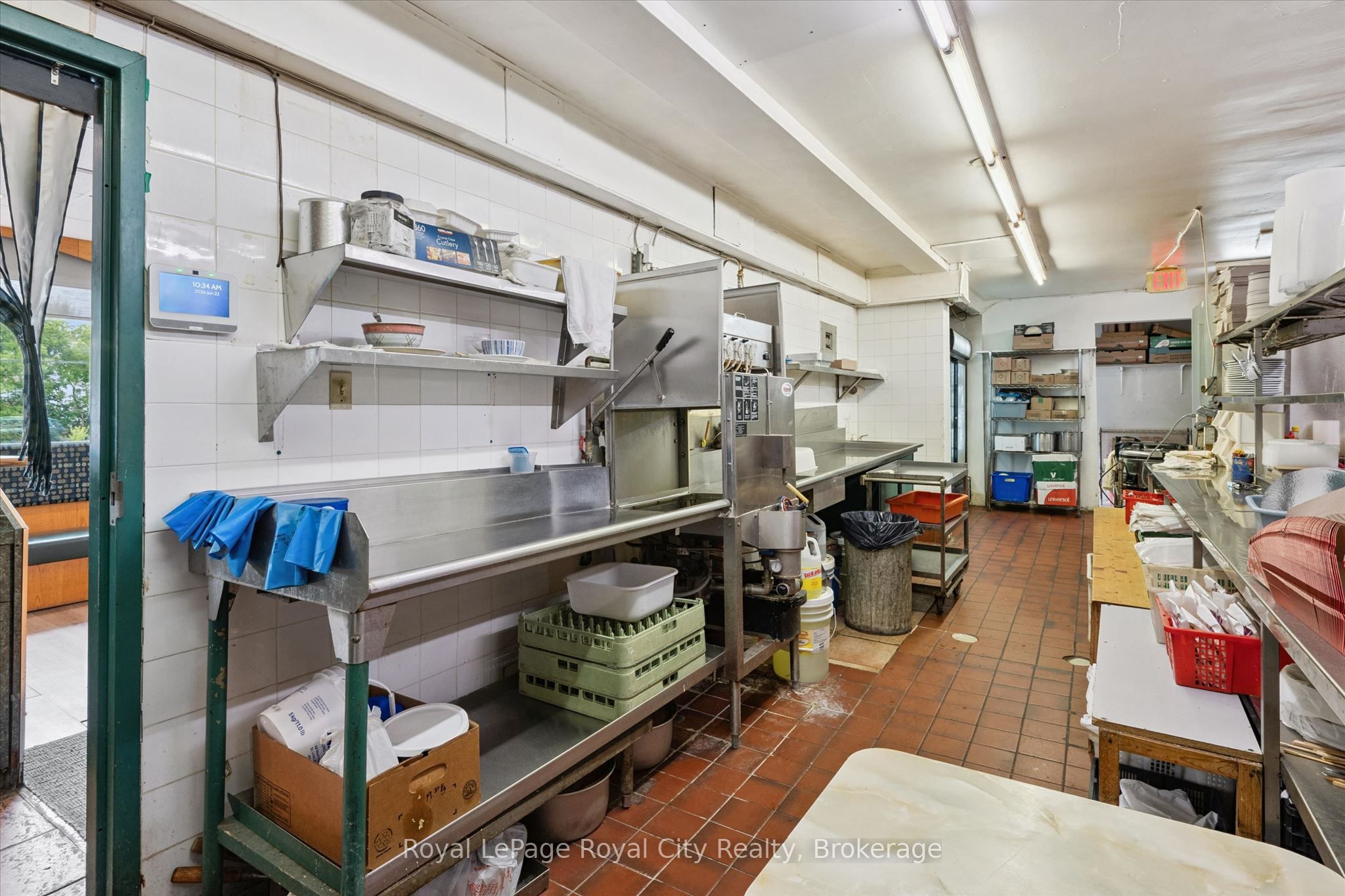241 Edinburgh Road N Property Photo 15