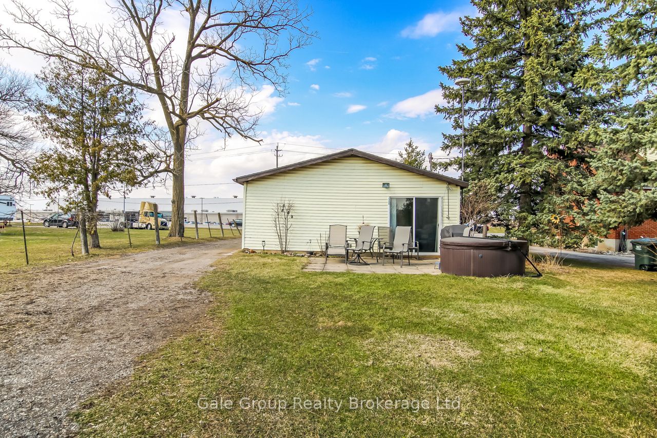 1410 Dundas Street Property Photo 19