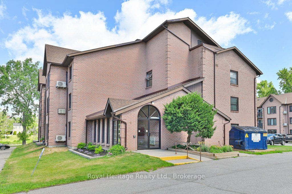 9 Centre Street 203 Property Photo 1