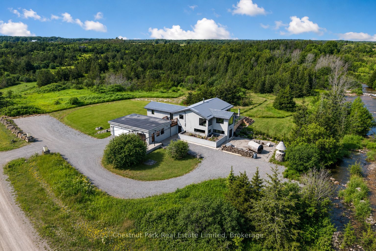 745 Crowes Road Property Photo 2