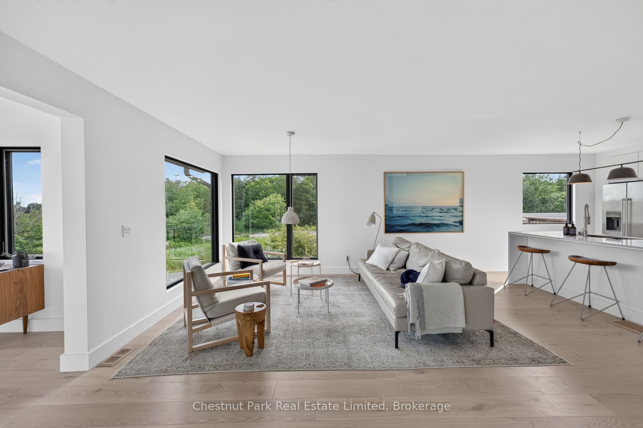 745 Crowes Road Property Photo 9