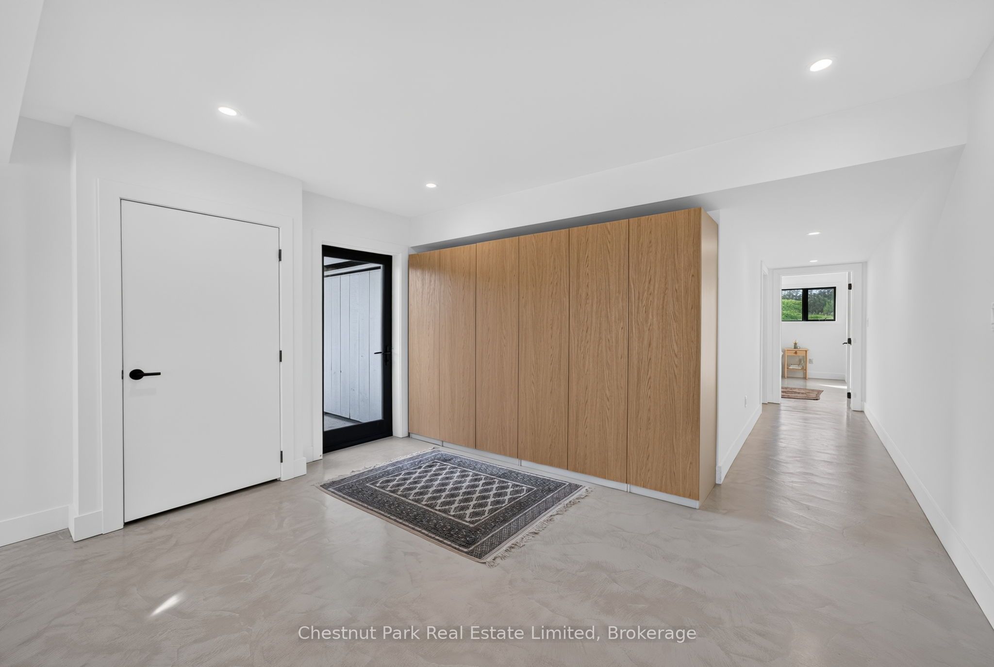 745 Crowes Road Property Photo 20