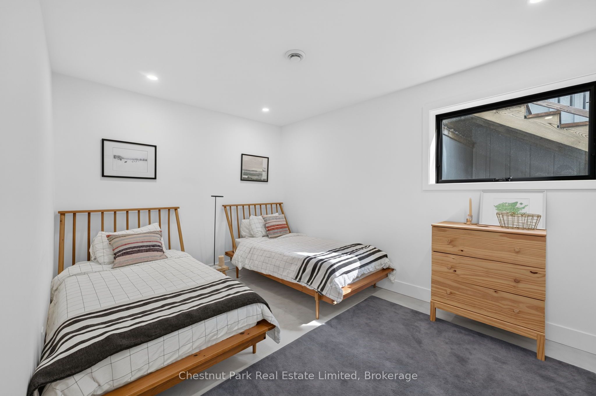 745 Crowes Road Property Photo 21