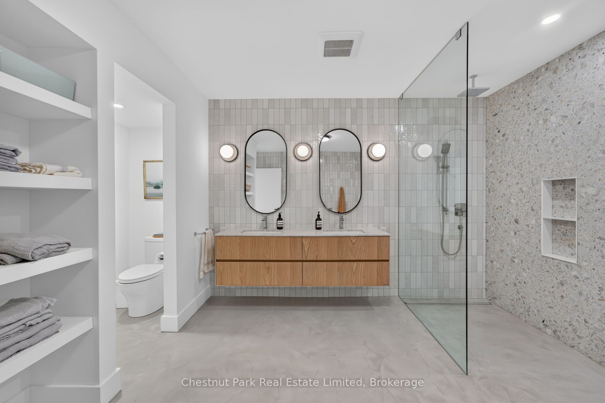 745 Crowes Road Property Photo 27