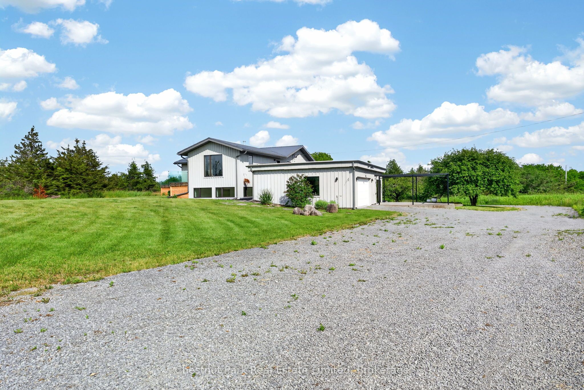 745 Crowes Road Property Photo 28