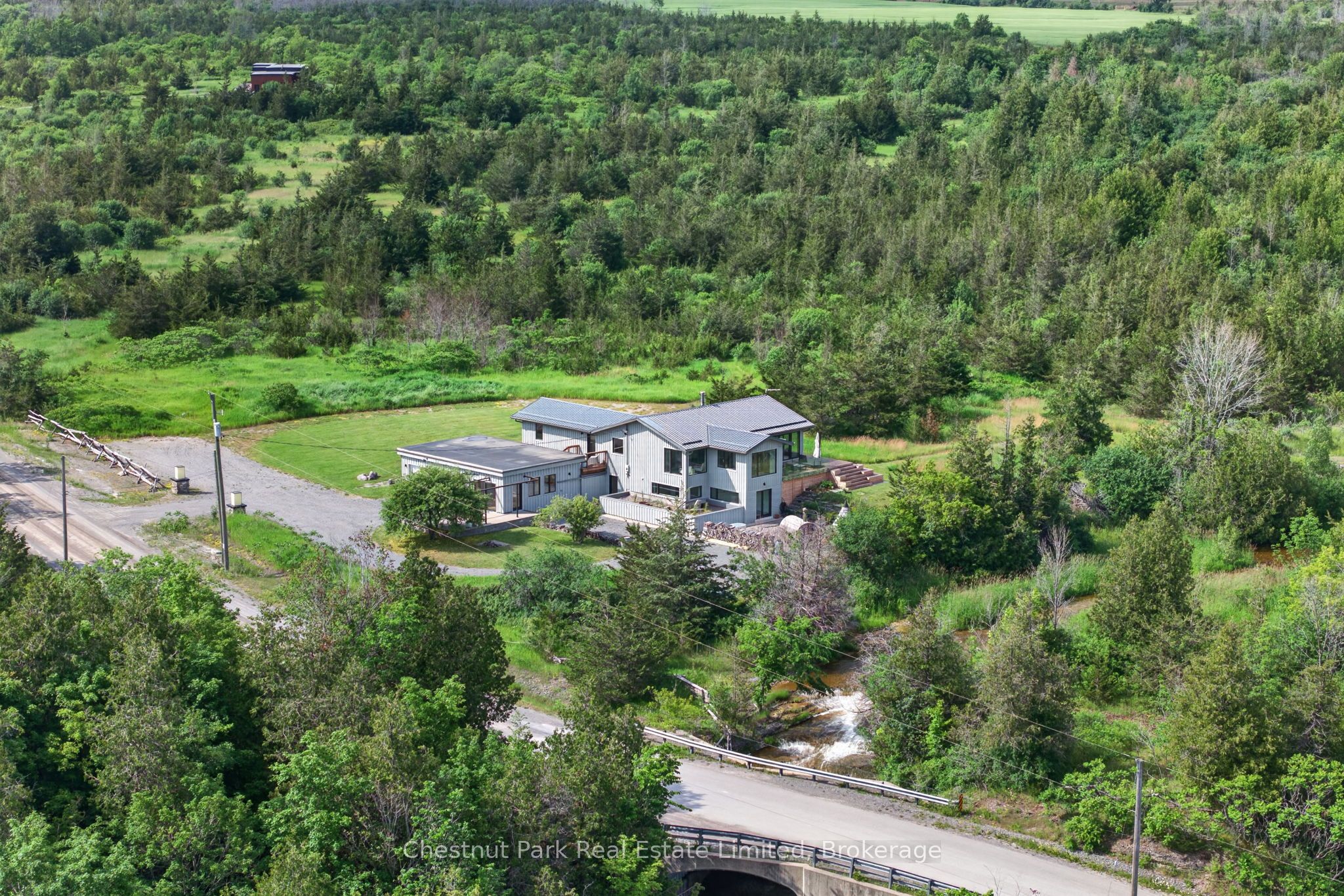 745 Crowes Road Property Photo 41