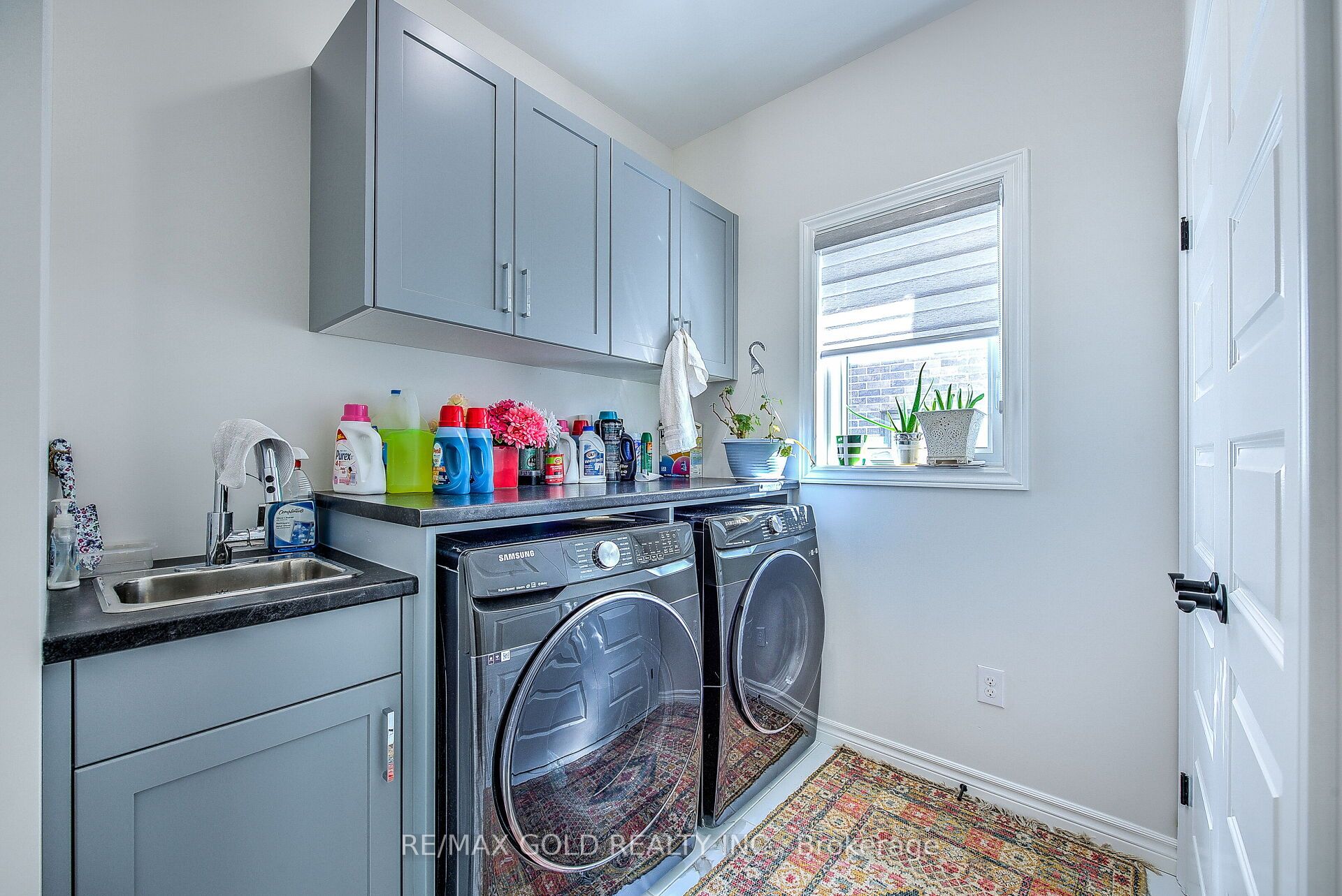 944 Trailsway Avenue Property Photo 16