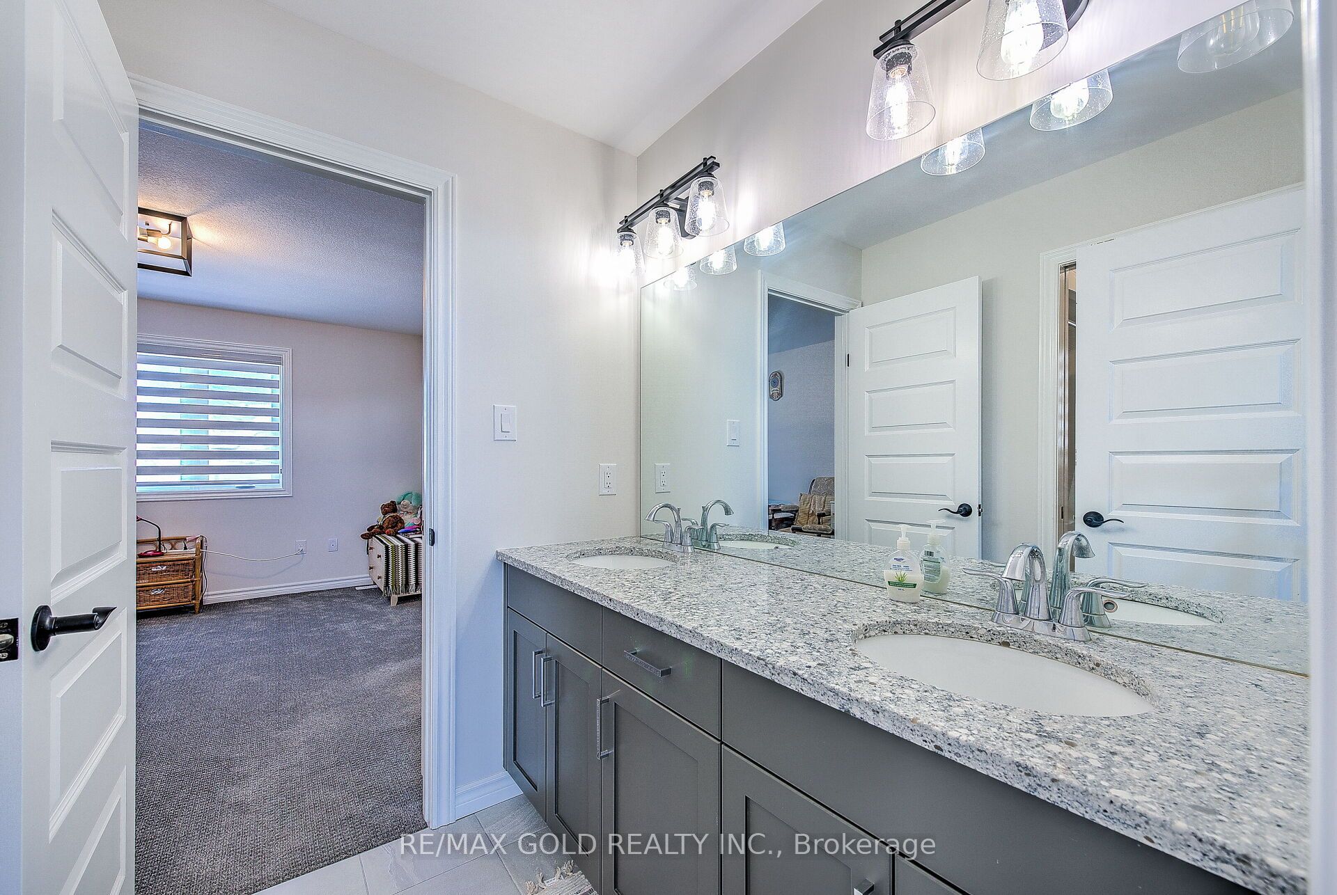 944 Trailsway Avenue Property Photo 23
