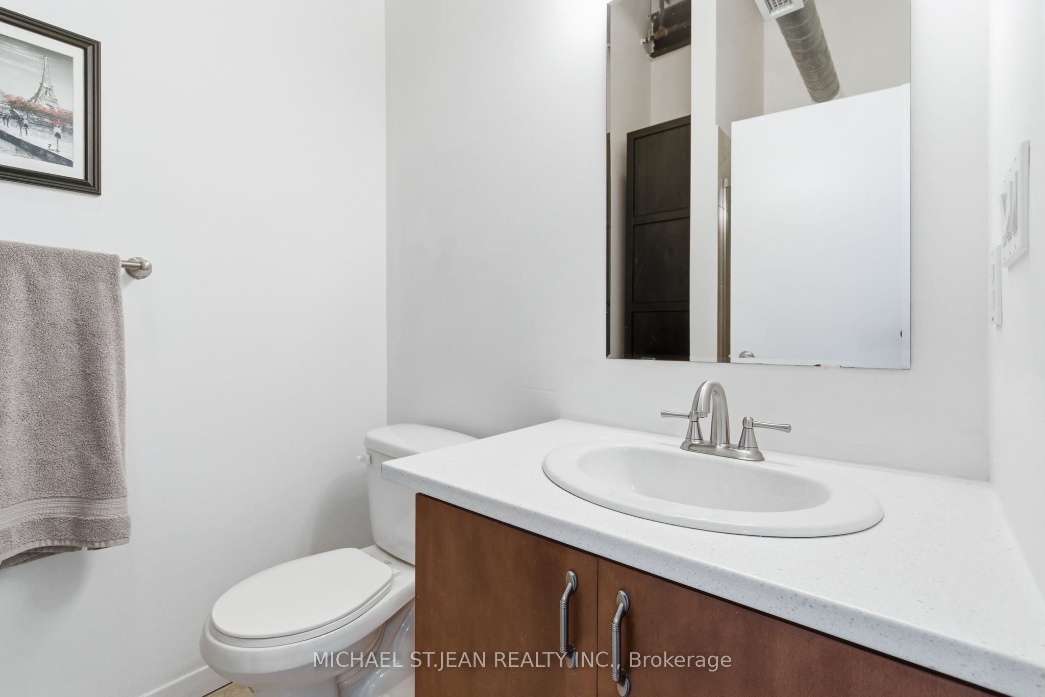 85 Spruce Street N 203 Property Photo 24