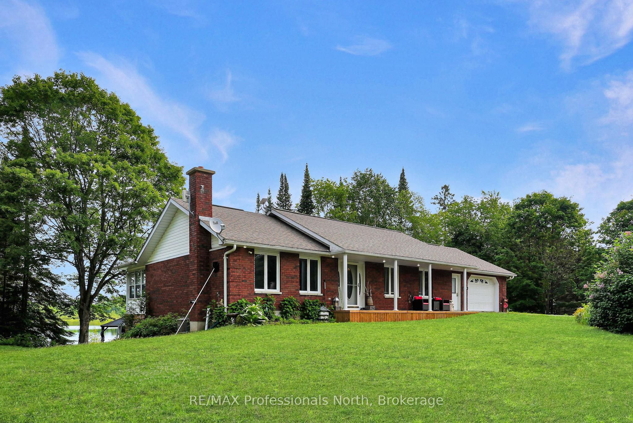 1187 Woods Road Property Photo 3